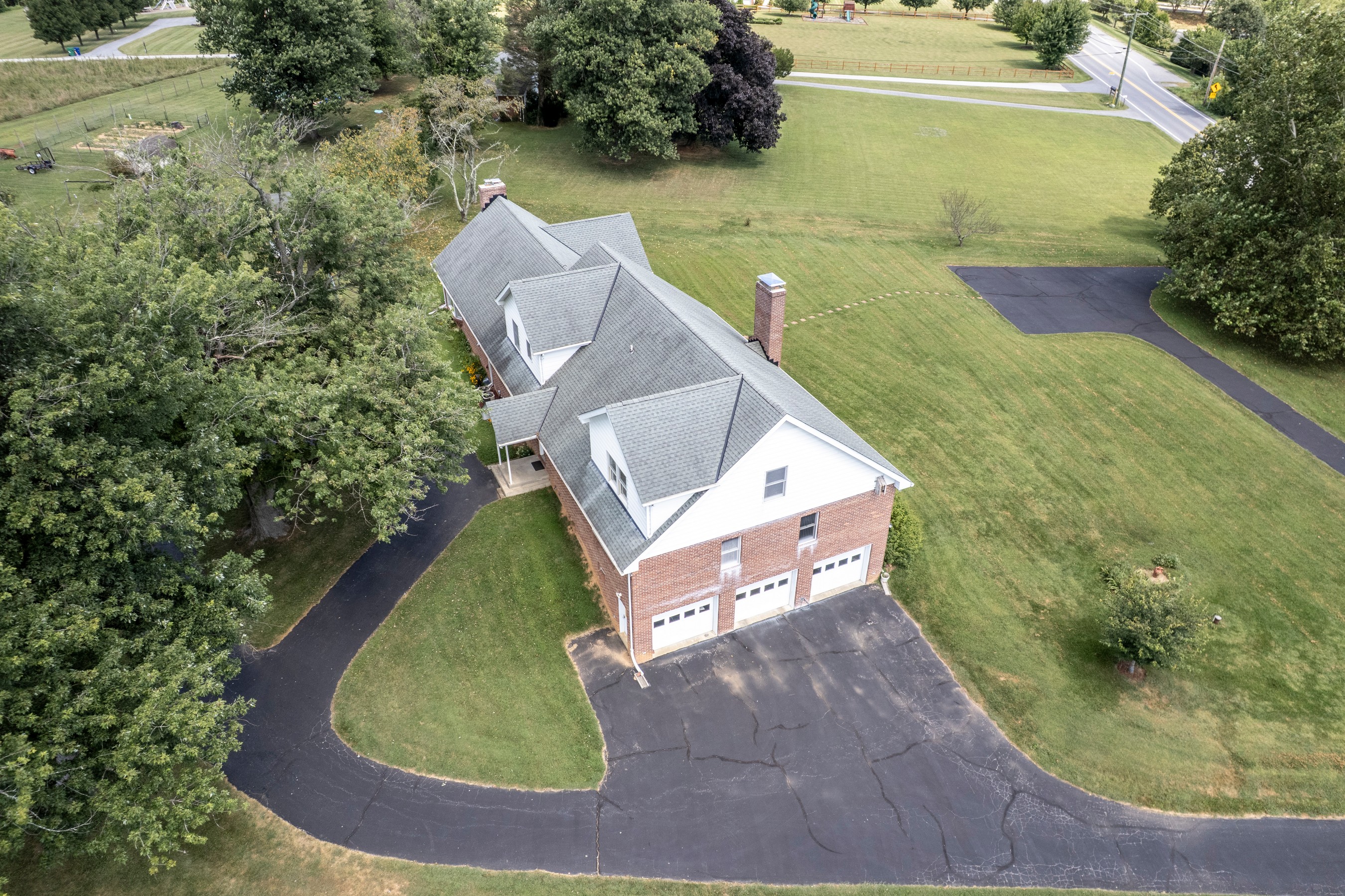  NONE AVAILABLE - 物件實景