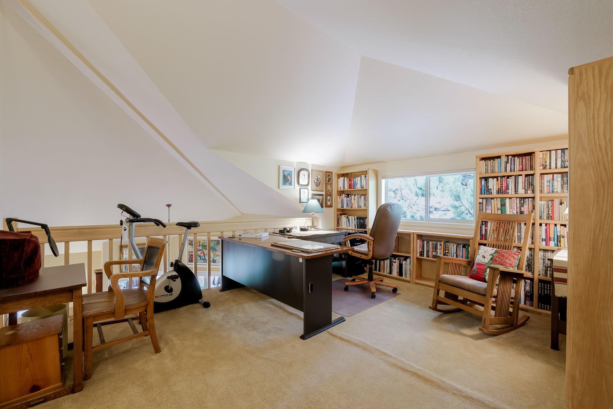 Bend, Oregon, 97703, United States, 3 Bedrooms Bedrooms, ,3 BathroomsBathrooms,Residential,For Sale,1911486