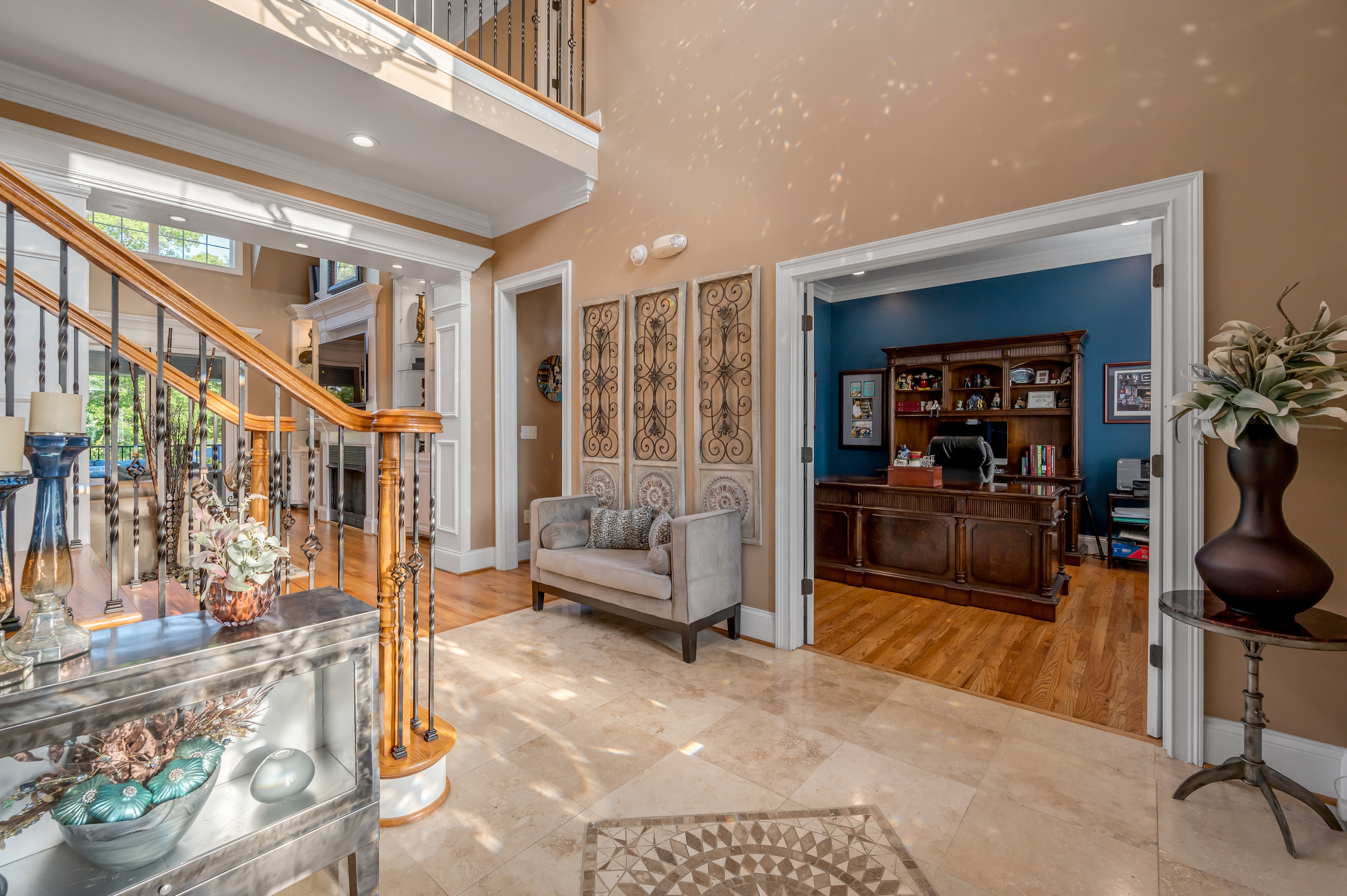  315 Whispering Brook Drive - 物件實景