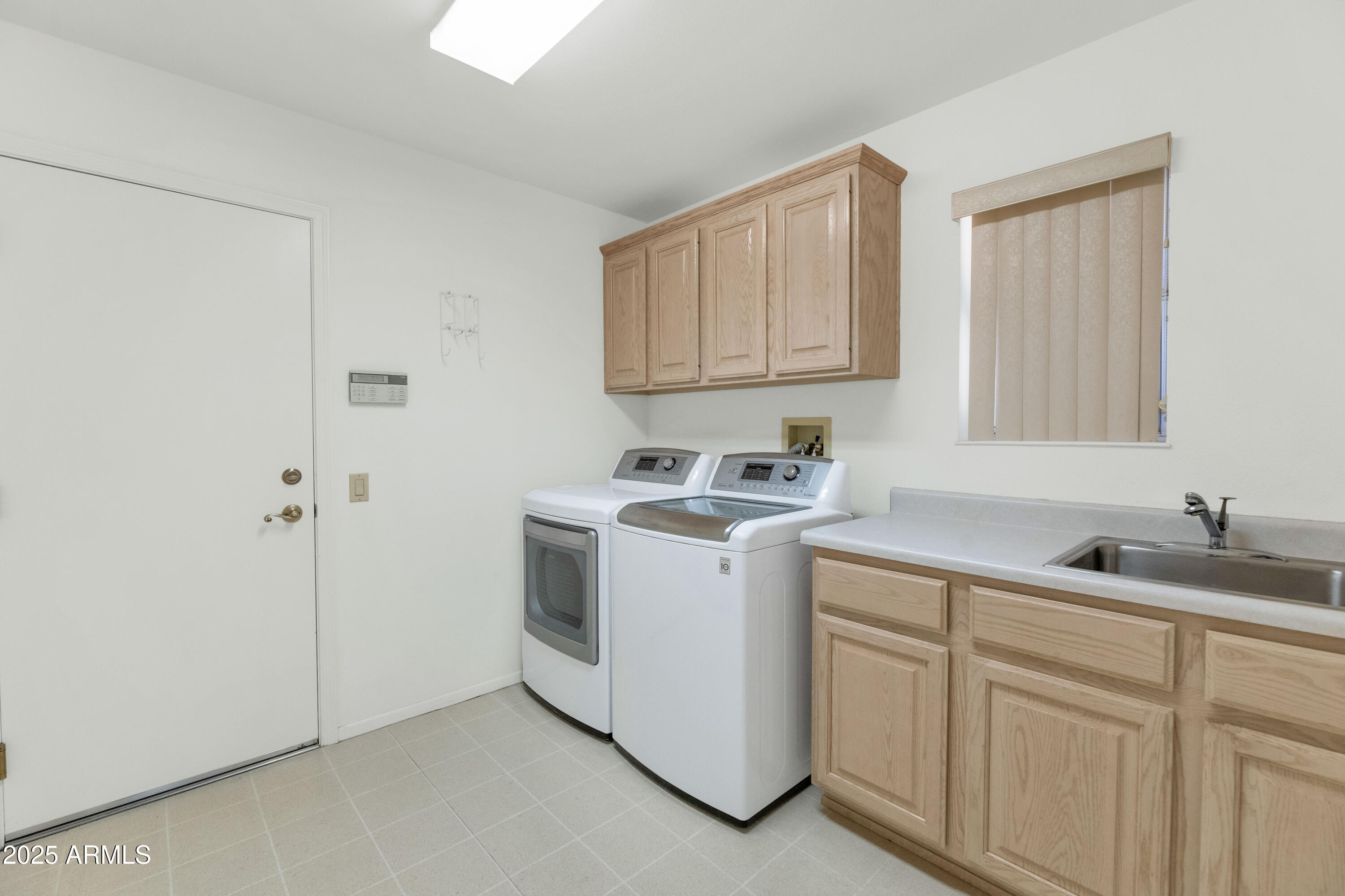 Sun City West, Arizona, 85375, United States, 3 Bedrooms Bedrooms, ,3 BathroomsBathrooms,Residential,For Sale,1989101