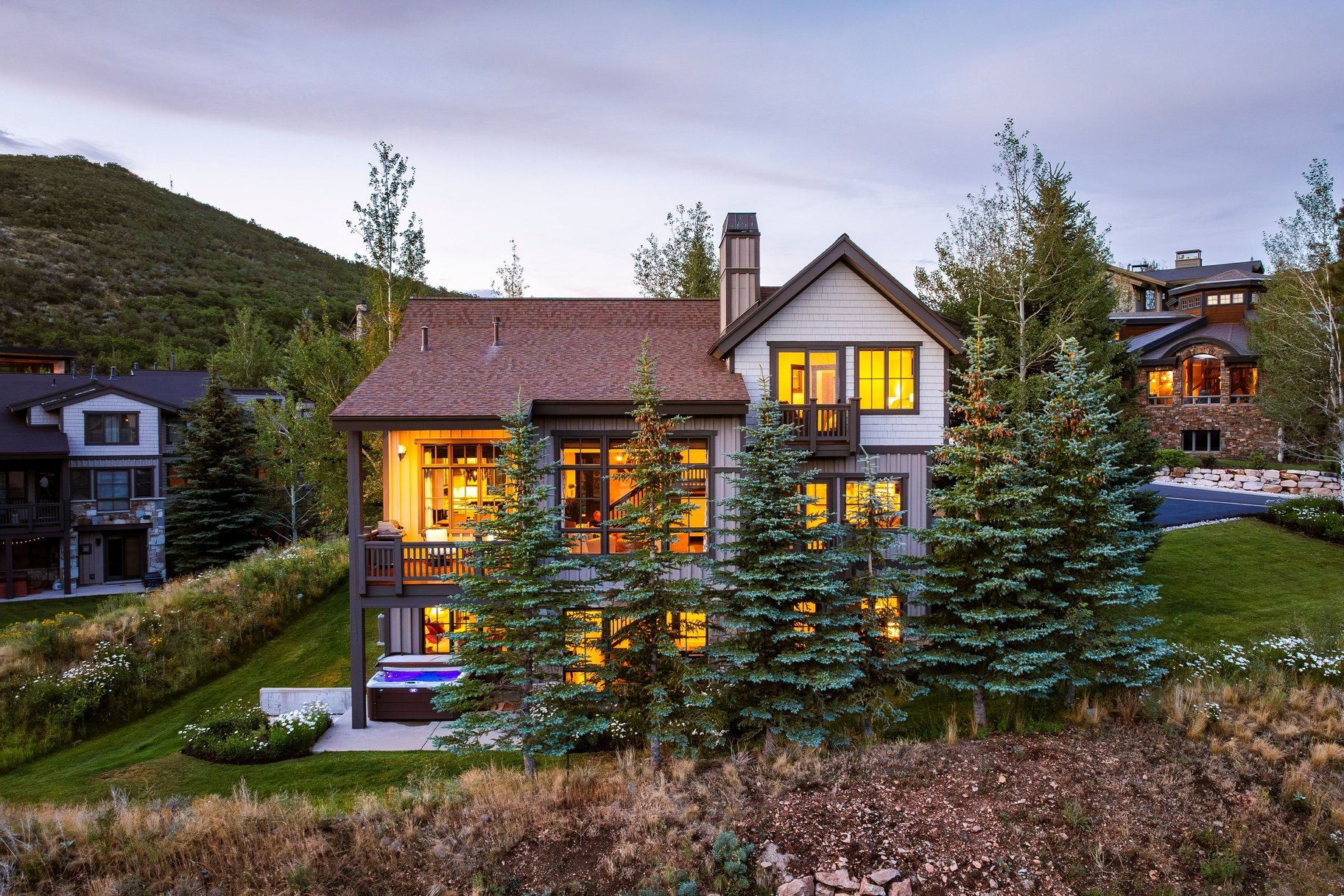  Freestanding South Facing Retreat with Spectacular Views - 物件實景