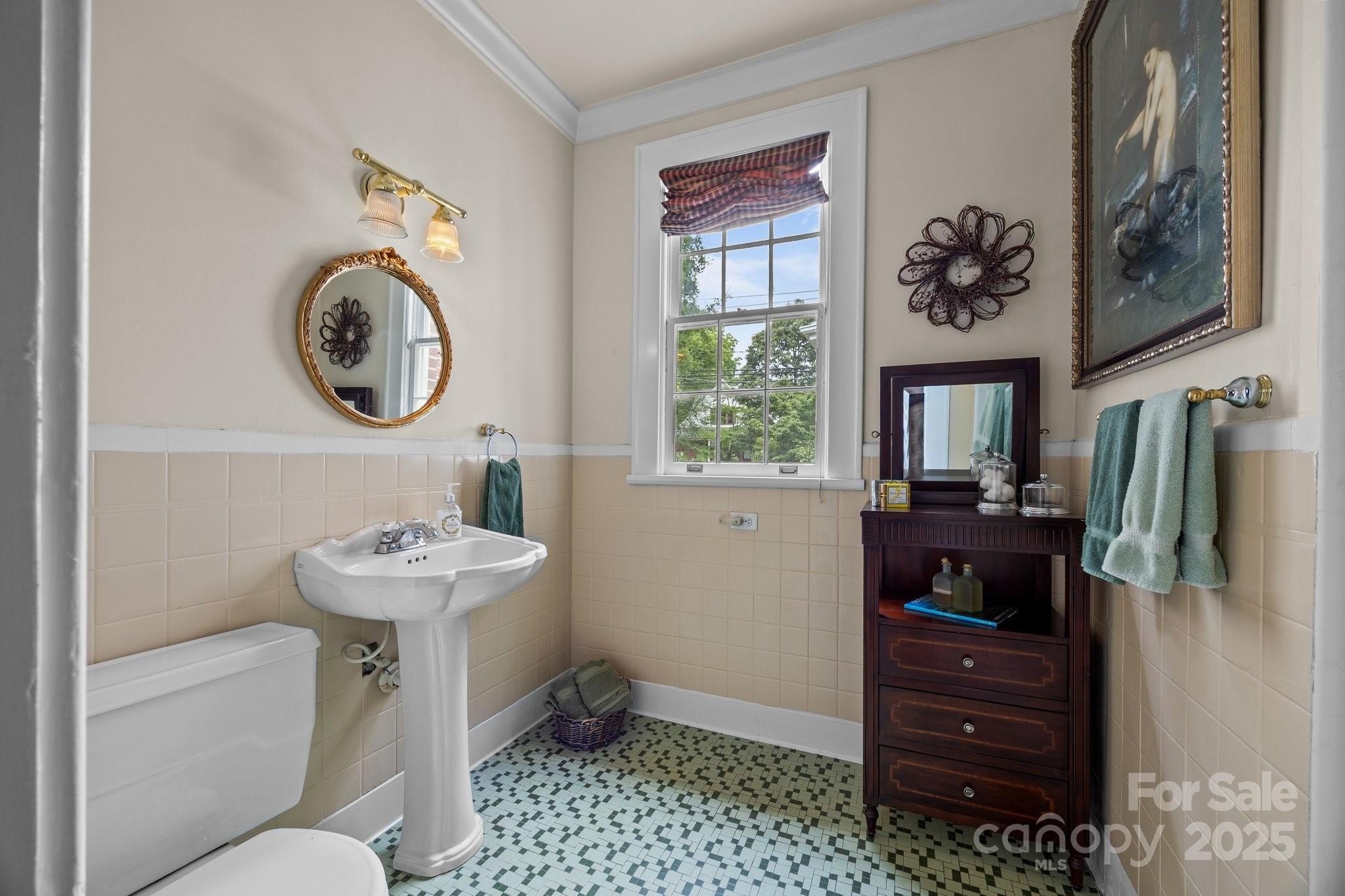 Salisbury, North Carolina, 28144, United States, 5 Bedrooms Bedrooms, ,5 BathroomsBathrooms,Residential,For Sale,1887291