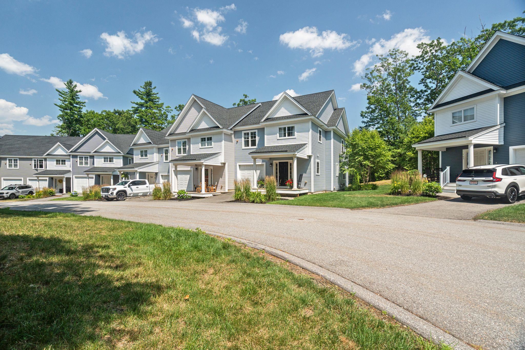 Manchester, New Hampshire, 03102, United States, 3 Bedrooms Bedrooms, ,2 BathroomsBathrooms,Residential,For Sale,1940953