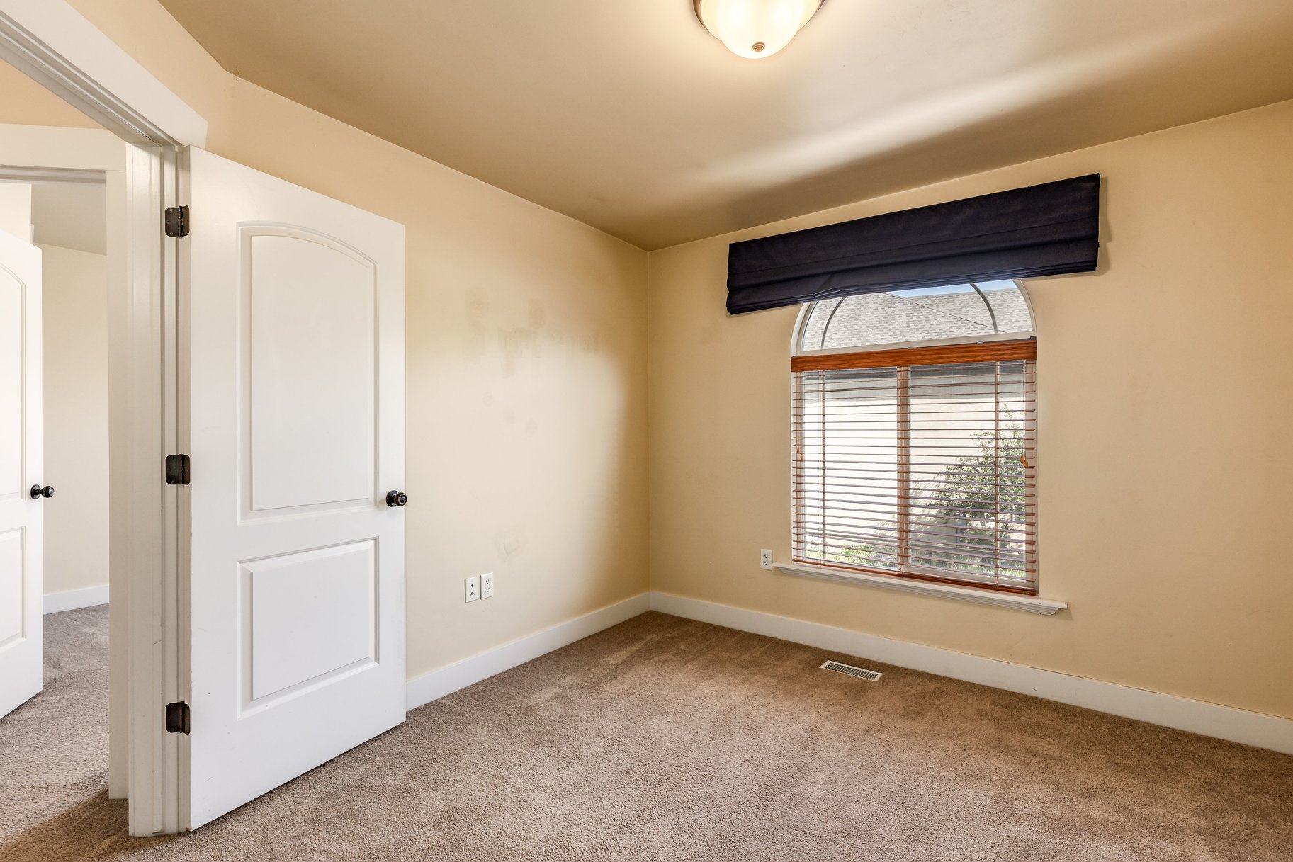  Prime Holladay Townhome in an Unbeatable Location - 物件實景