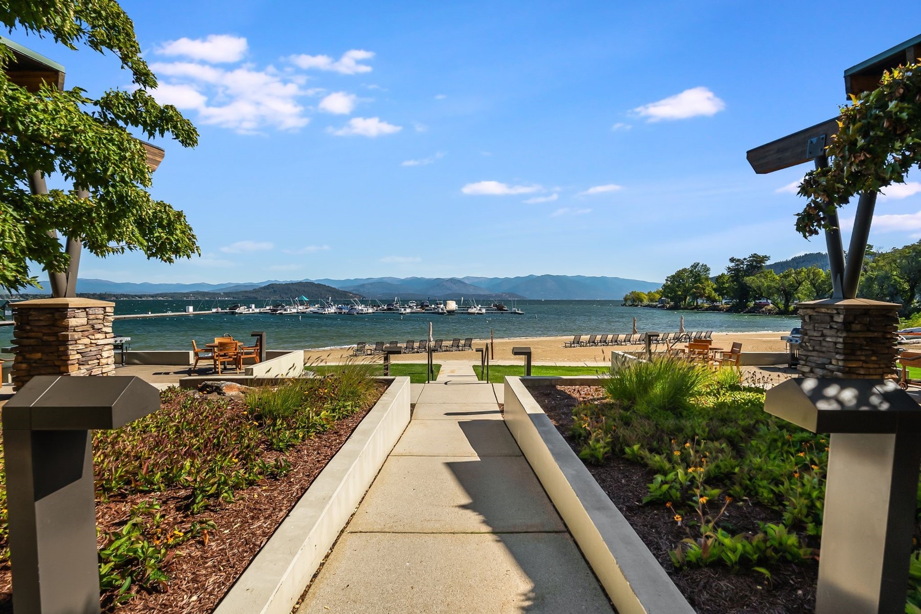  Corner Condo at Seasons at Sandpoint - 物件實景