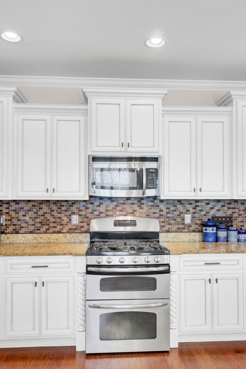 North Charleston, South Carolina, 29420, United States, 5 Bedrooms Bedrooms, ,4 BathroomsBathrooms,Residential,For Sale,1942207