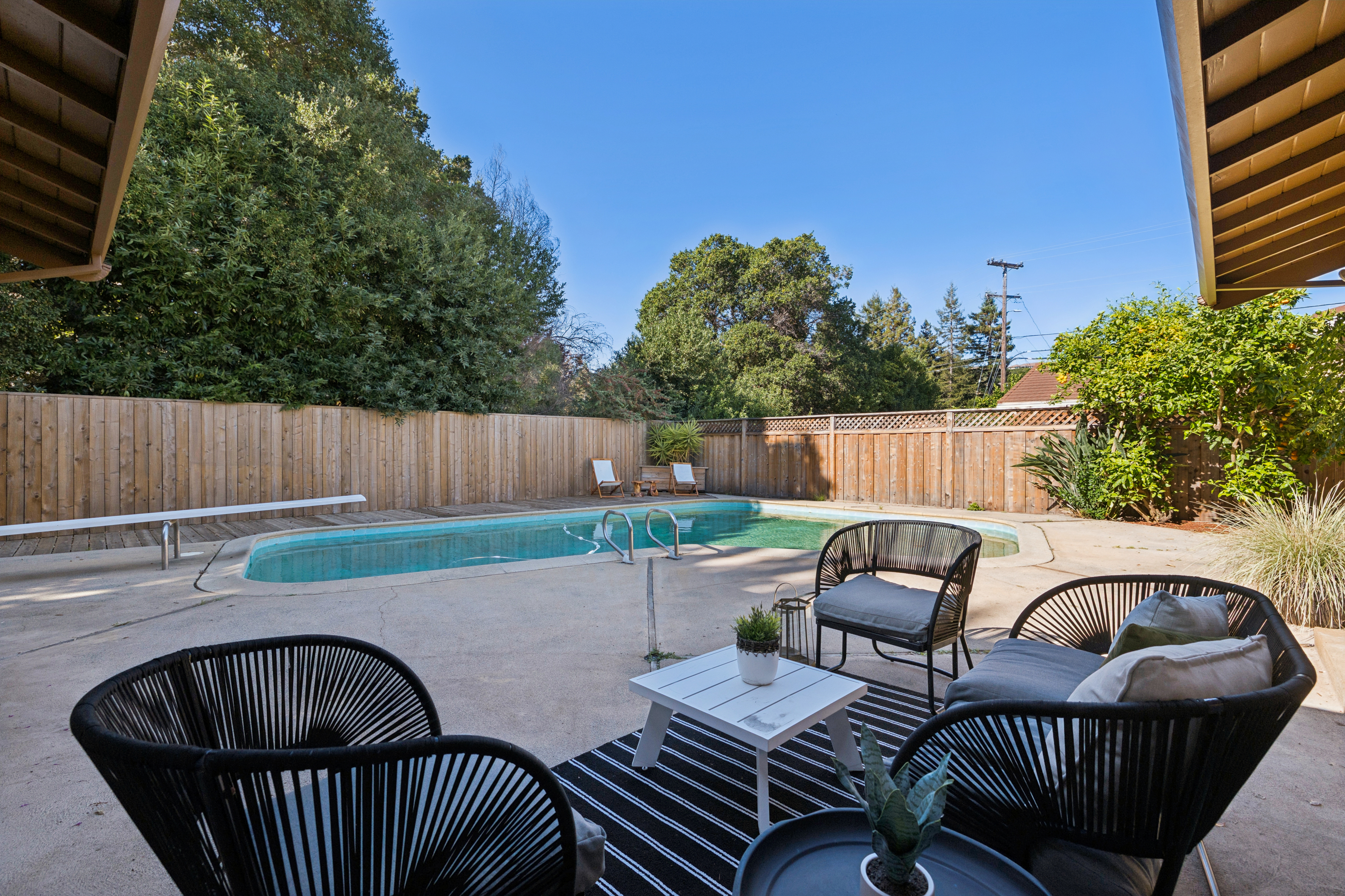  Single-Level Living in One of San Rafael’s Most Charming Pockets - 物件實景