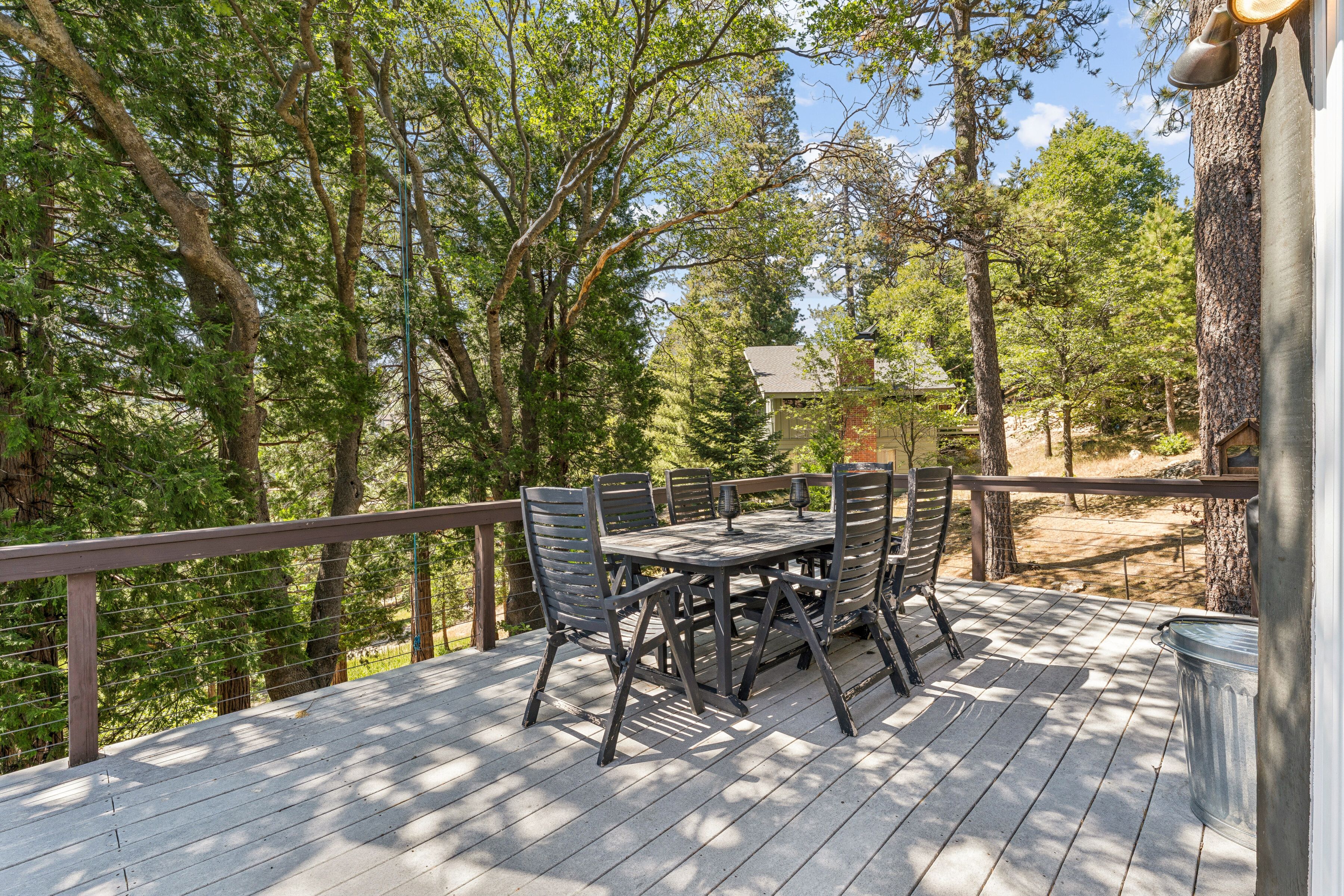  686 Grass Valley Road, Lake Arrowhead, CA 92352 - 物件實景