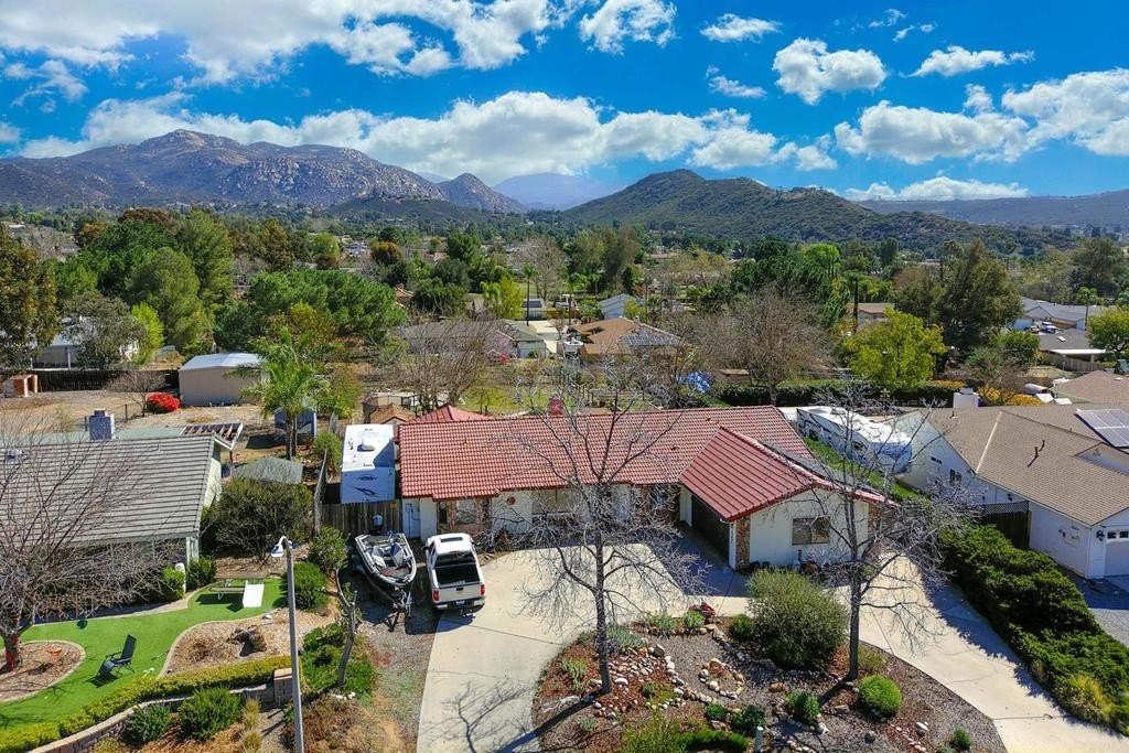 Ramona, California, 92065, United States, 4 Bedrooms Bedrooms, ,3 BathroomsBathrooms,Residential,For Sale,1818581