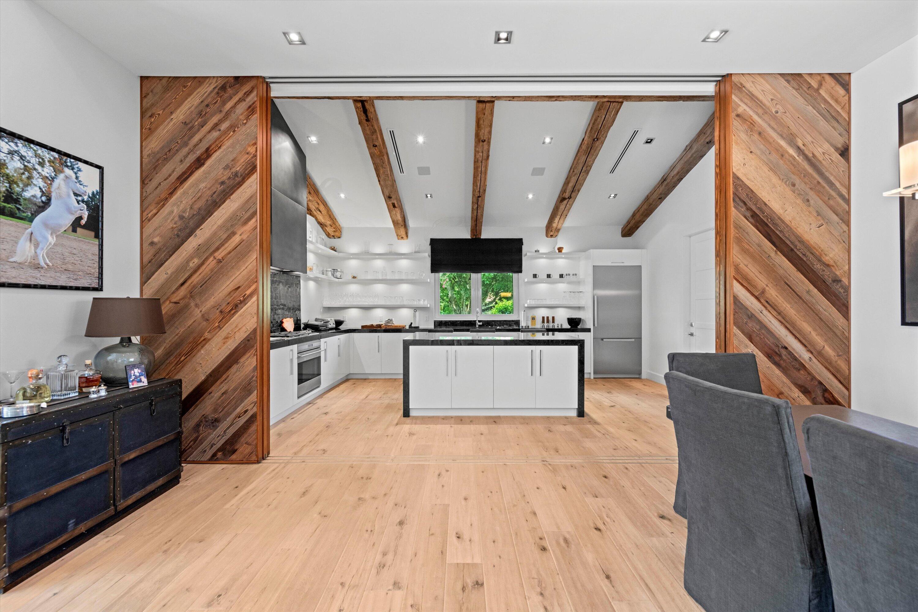  2440 Golf Brook Drive - 物件實景