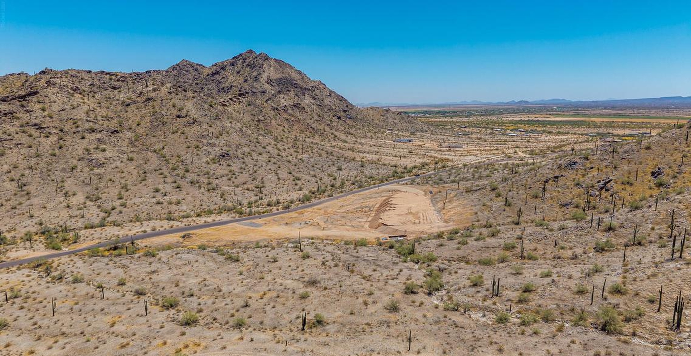  12608 N Sleeping Coyote Drive  Oro Valley, AZ - 物件實景