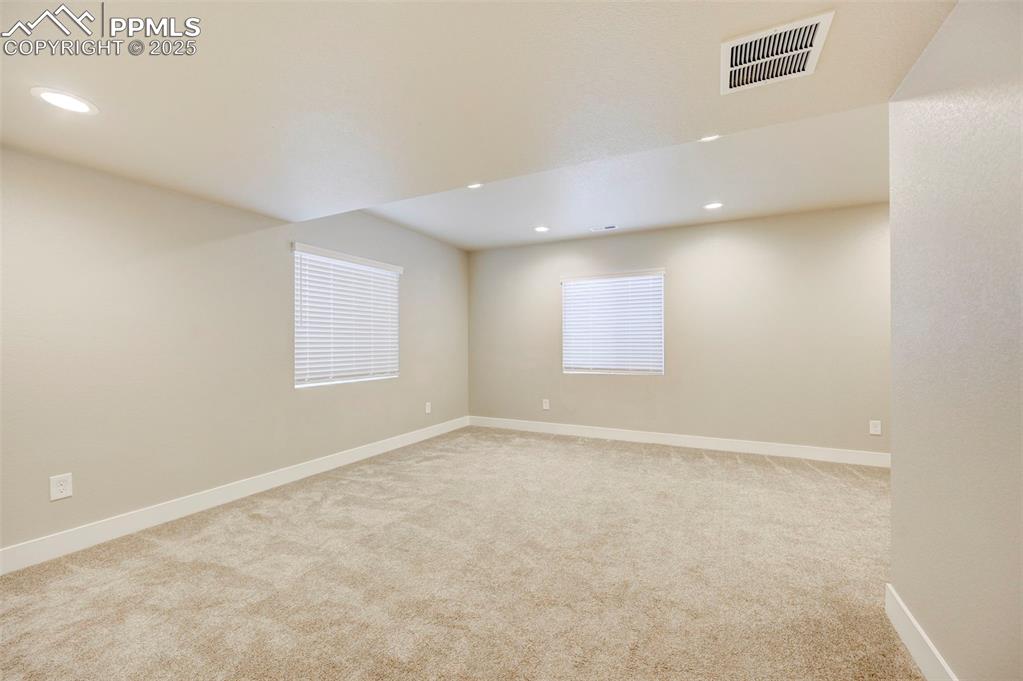 Colorado Springs, Colorado, 80925, United States, 5 Bedrooms Bedrooms, ,3 BathroomsBathrooms,Residential,For Sale,1850122