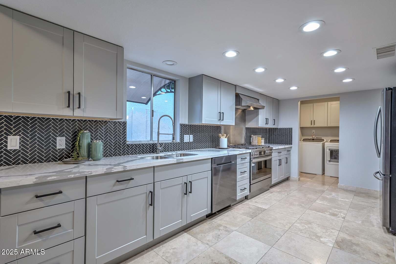 Scottsdale, Arizona, 85250, United States, 3 Bedrooms Bedrooms, ,3 BathroomsBathrooms,Residential,For Sale,1987857