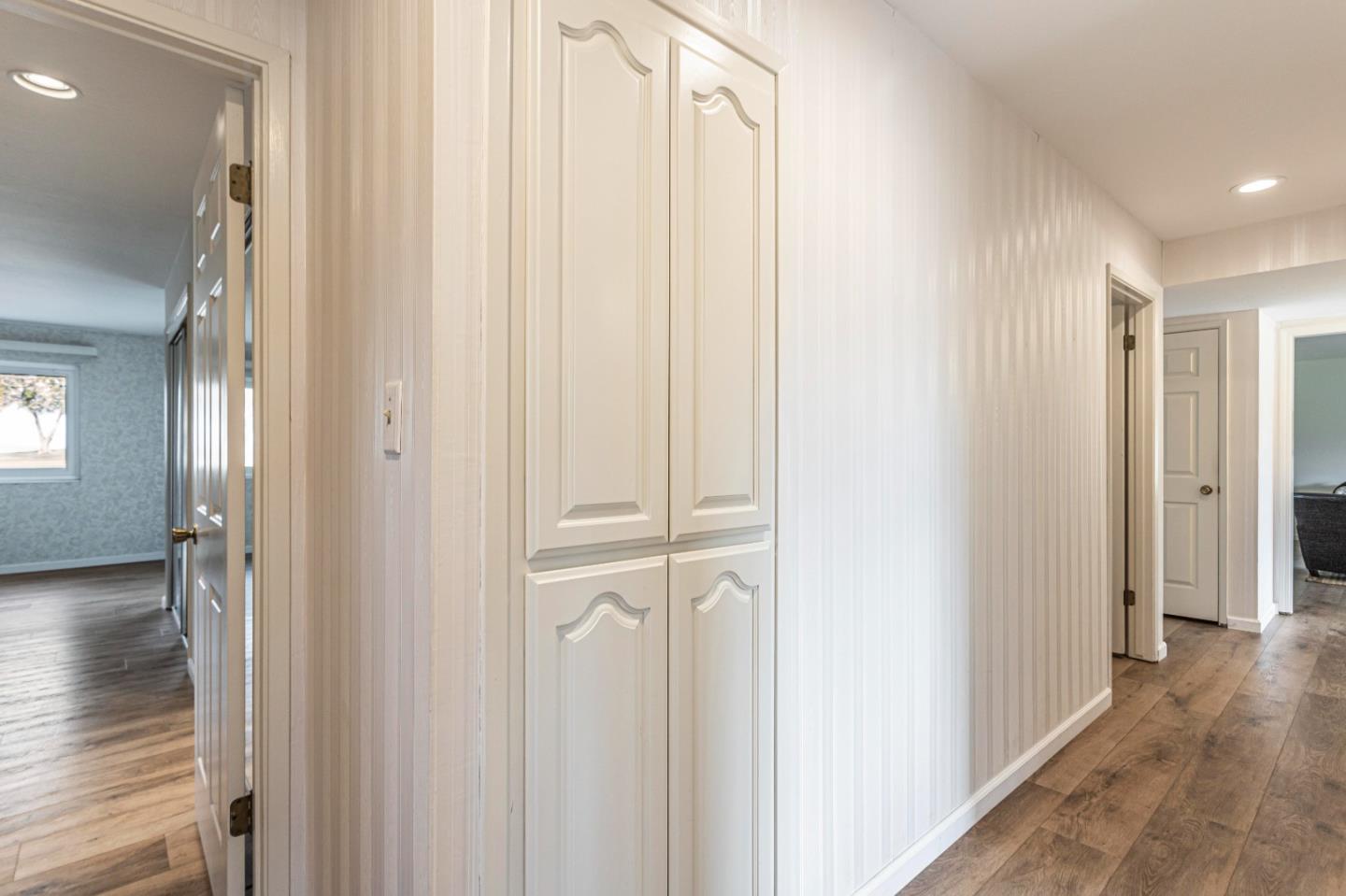 Hollister, California, 95023, United States, 4 Bedrooms Bedrooms, ,3 BathroomsBathrooms,Residential,For Sale,1750657