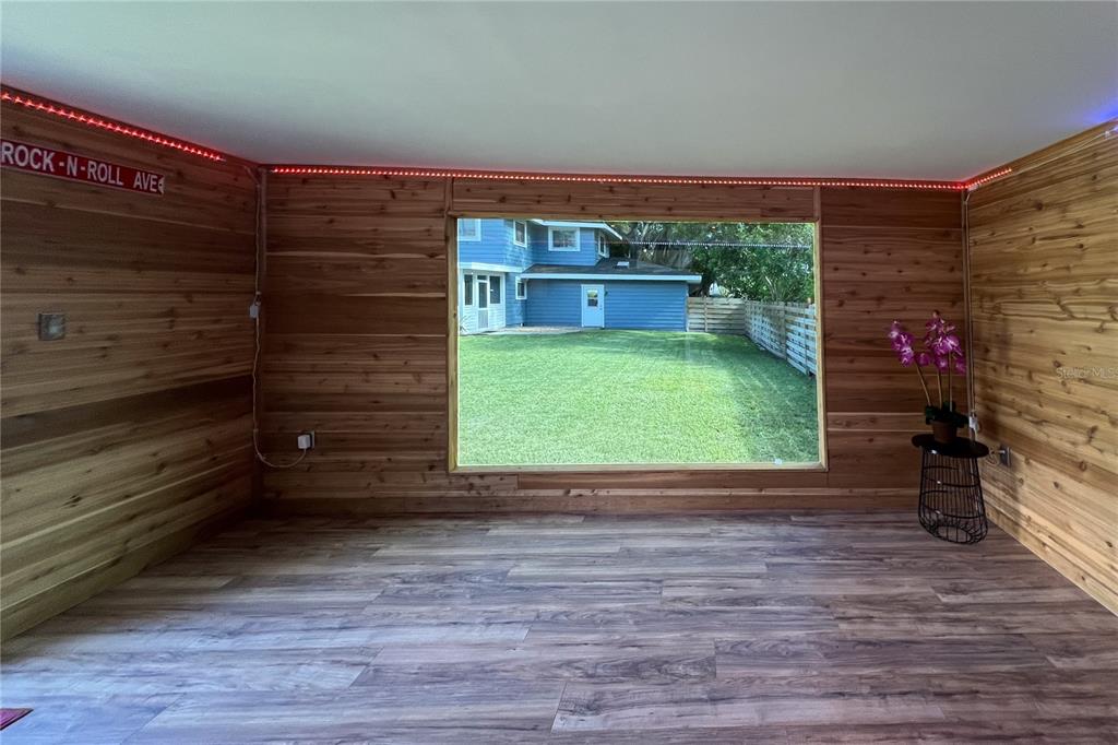 Sarasota, Florida, 34243, United States, 3 Bedrooms Bedrooms, ,3 BathroomsBathrooms,Residential,For Sale,1796778