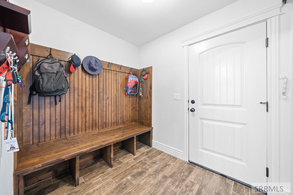 AMMON, Idaho, 83406, United States, 6 Bedrooms Bedrooms, ,3 BathroomsBathrooms,Residential,For Sale,2014866