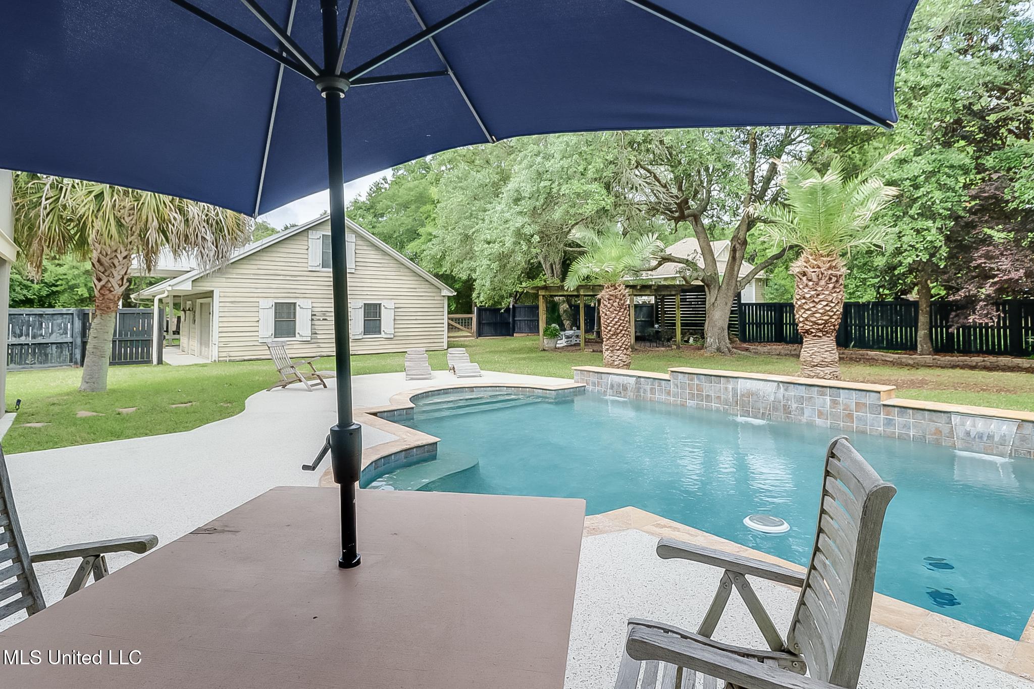 Pass Christian, Mississippi, 39571, United States, 3 Bedrooms Bedrooms, ,2 BathroomsBathrooms,Residential,For Sale,1779691