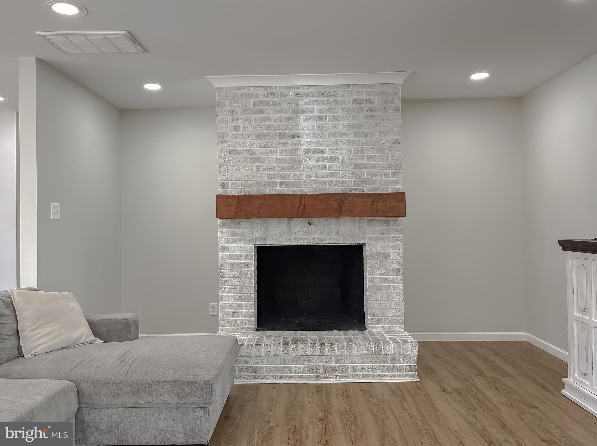 Hollywood, Maryland, 20636, United States, 3 Bedrooms Bedrooms, ,2 BathroomsBathrooms,Residential,For Sale,1978416