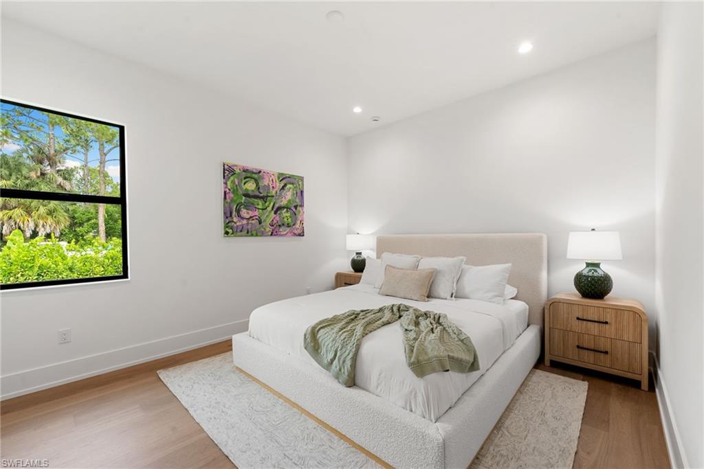 Naples, Florida, 34105, United States, 4 Bedrooms Bedrooms, ,5 BathroomsBathrooms,Residential,For Sale,1991548