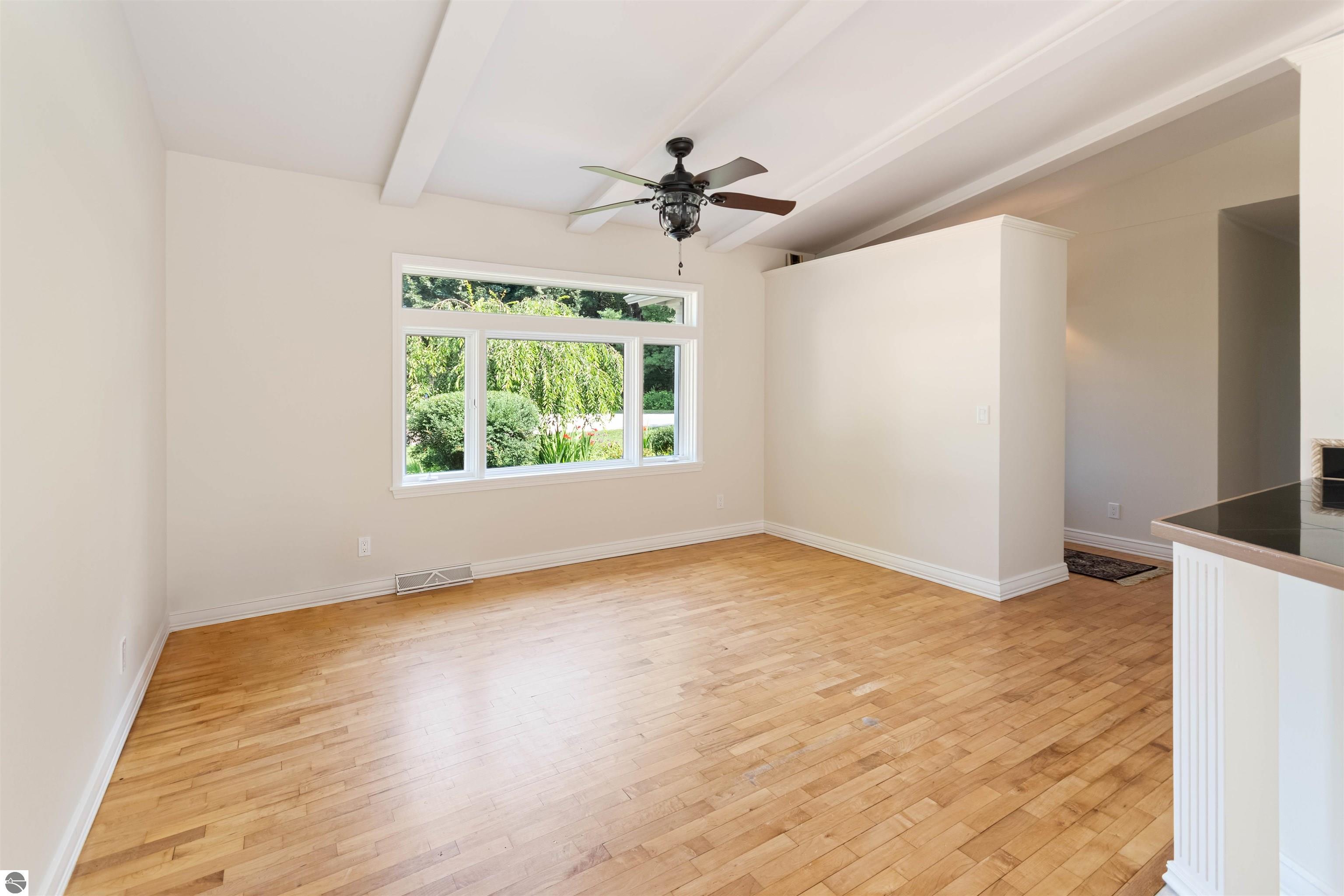 Traverse City, Michigan, 49686, United States, 4 Bedrooms Bedrooms, ,2 BathroomsBathrooms,Residential,For Sale,1908664