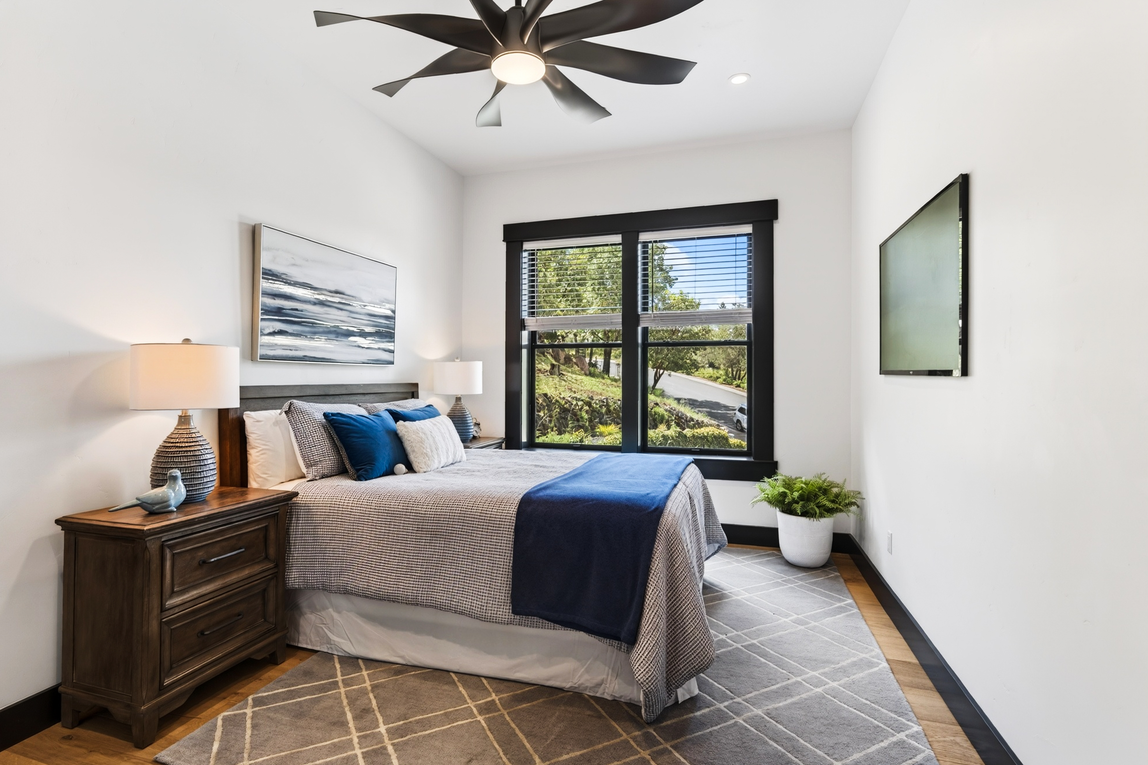  Stunning New Build - 物件實景