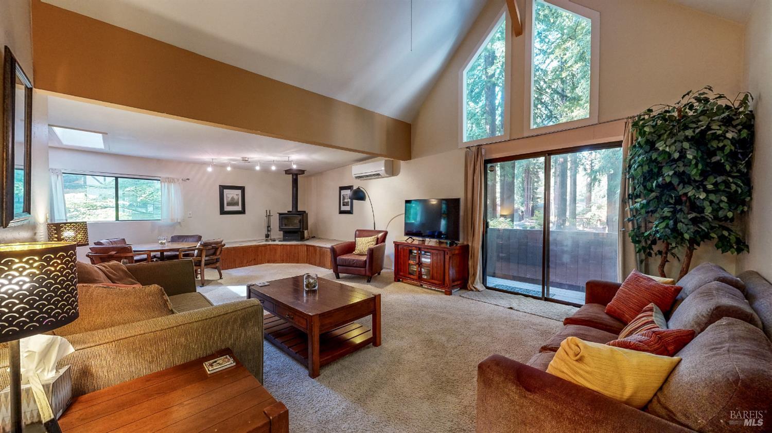 Monte Rio, California, 95462, United States, 2 Bedrooms Bedrooms, ,3 BathroomsBathrooms,Residential,For Sale,1861966