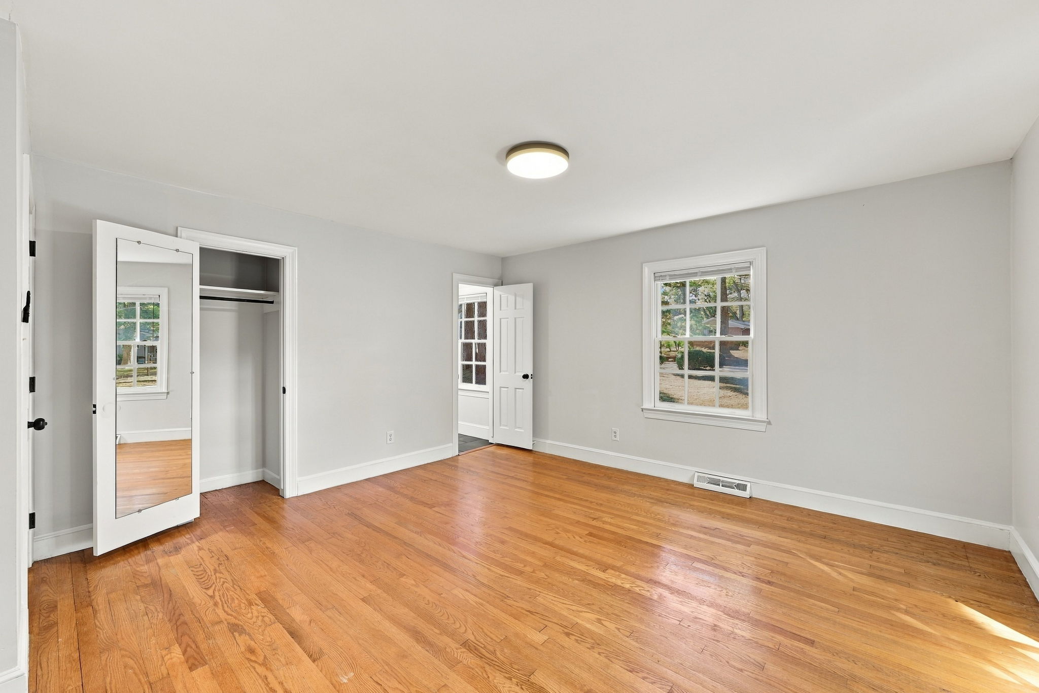  6700 Valley Lake Drive, Raleigh, NC 27612 - 物件實景