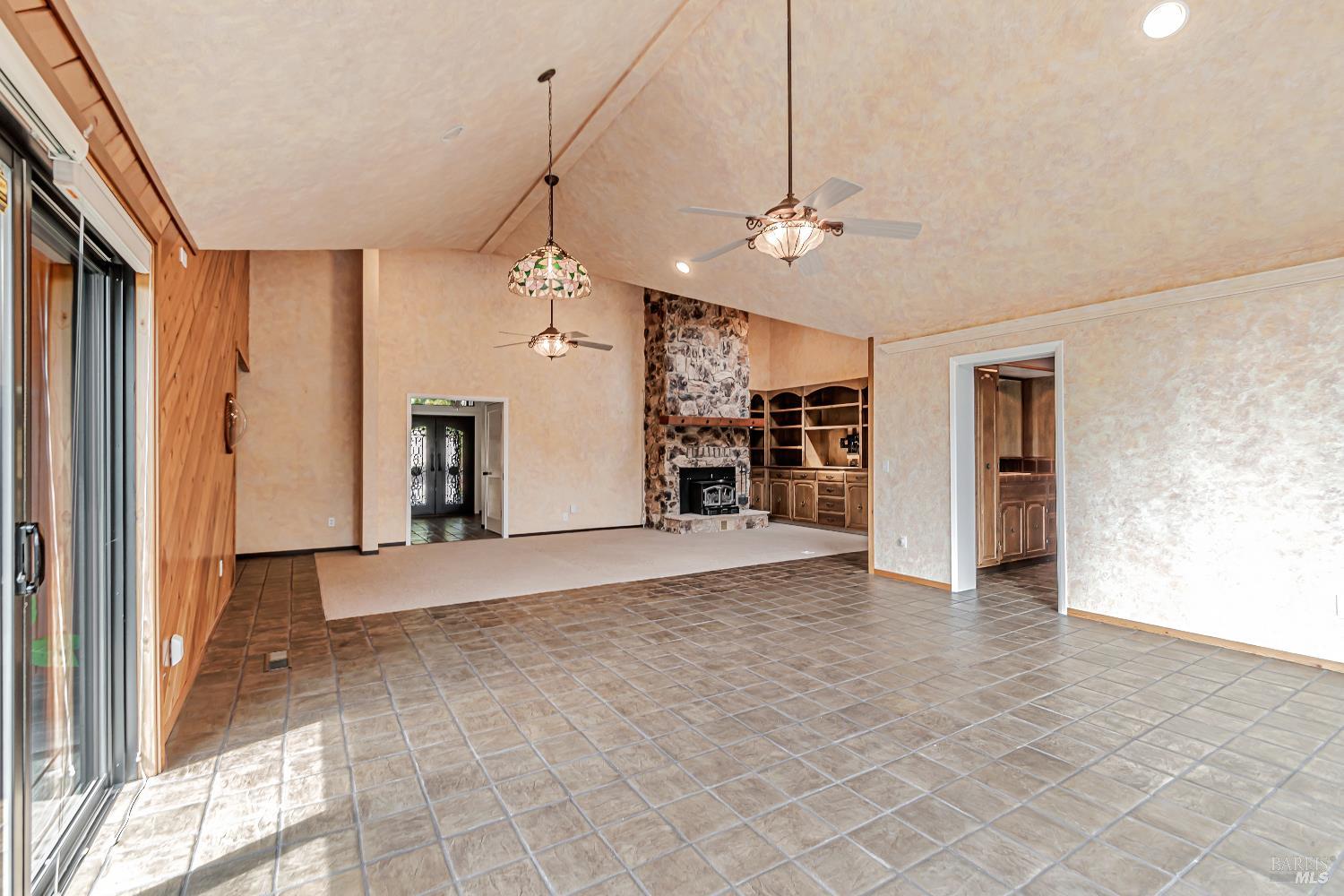 Sebastopol, California, 95472, United States, 3 Bedrooms Bedrooms, ,3 BathroomsBathrooms,Residential,For Sale,1895482