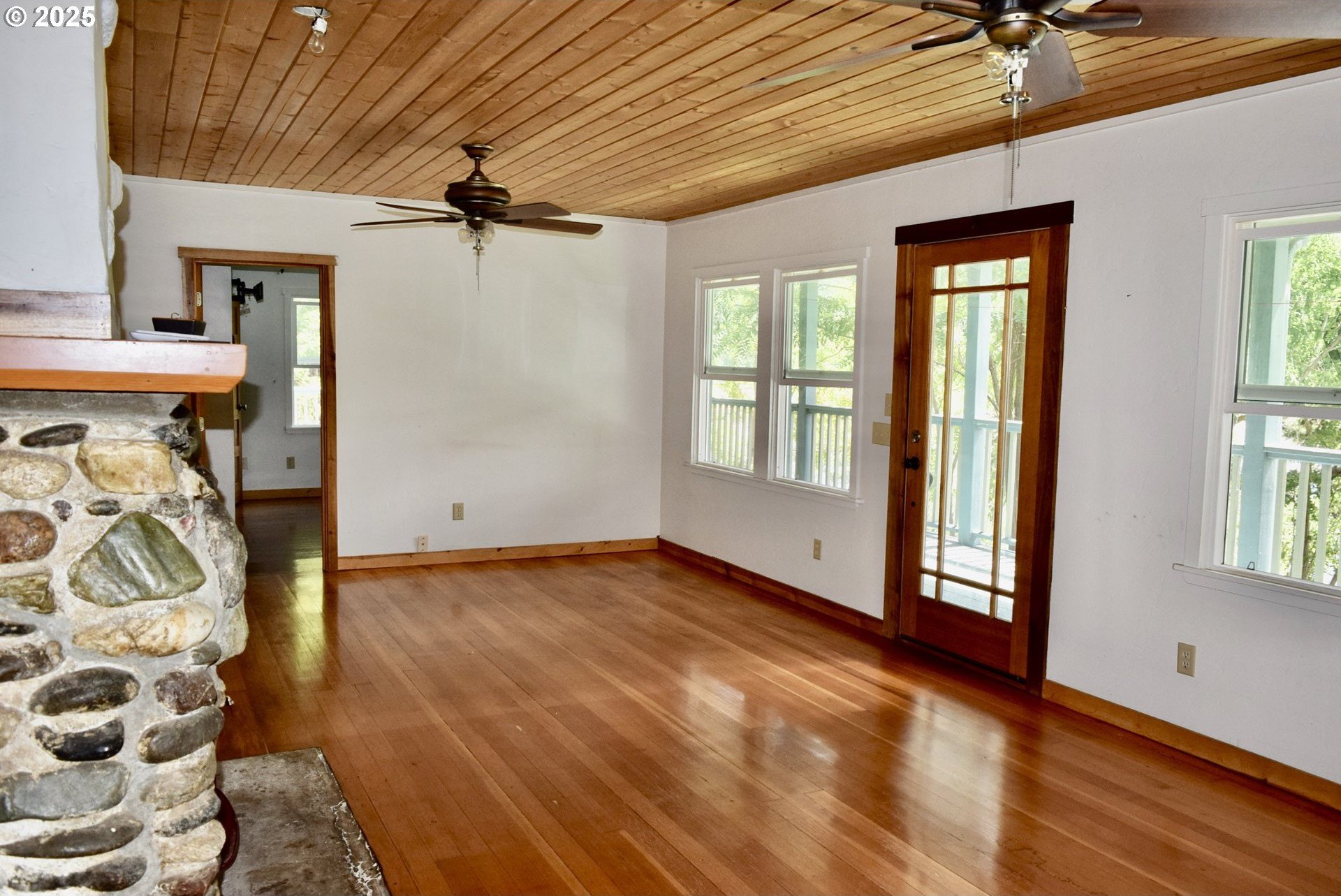 Gold Beach, Oregon, 97444, United States, 4 Bedrooms Bedrooms, ,4 BathroomsBathrooms,Residential,For Sale,1975569