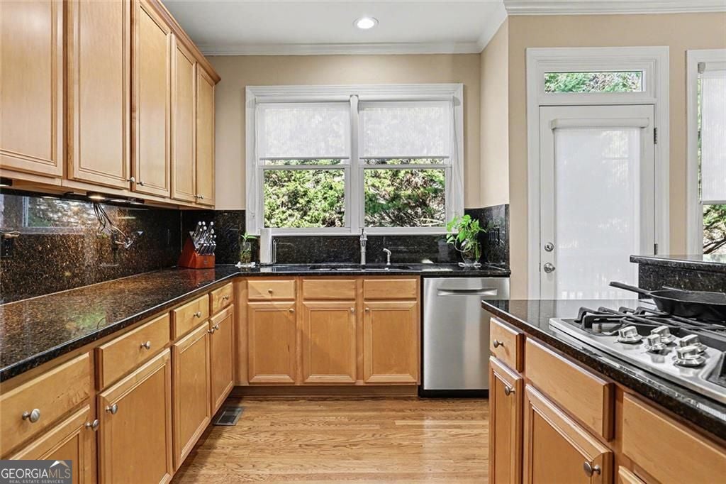 Suwanee, Georgia, 30024, United States, 5 Bedrooms Bedrooms, ,3 BathroomsBathrooms,Residential,For Sale,2006571