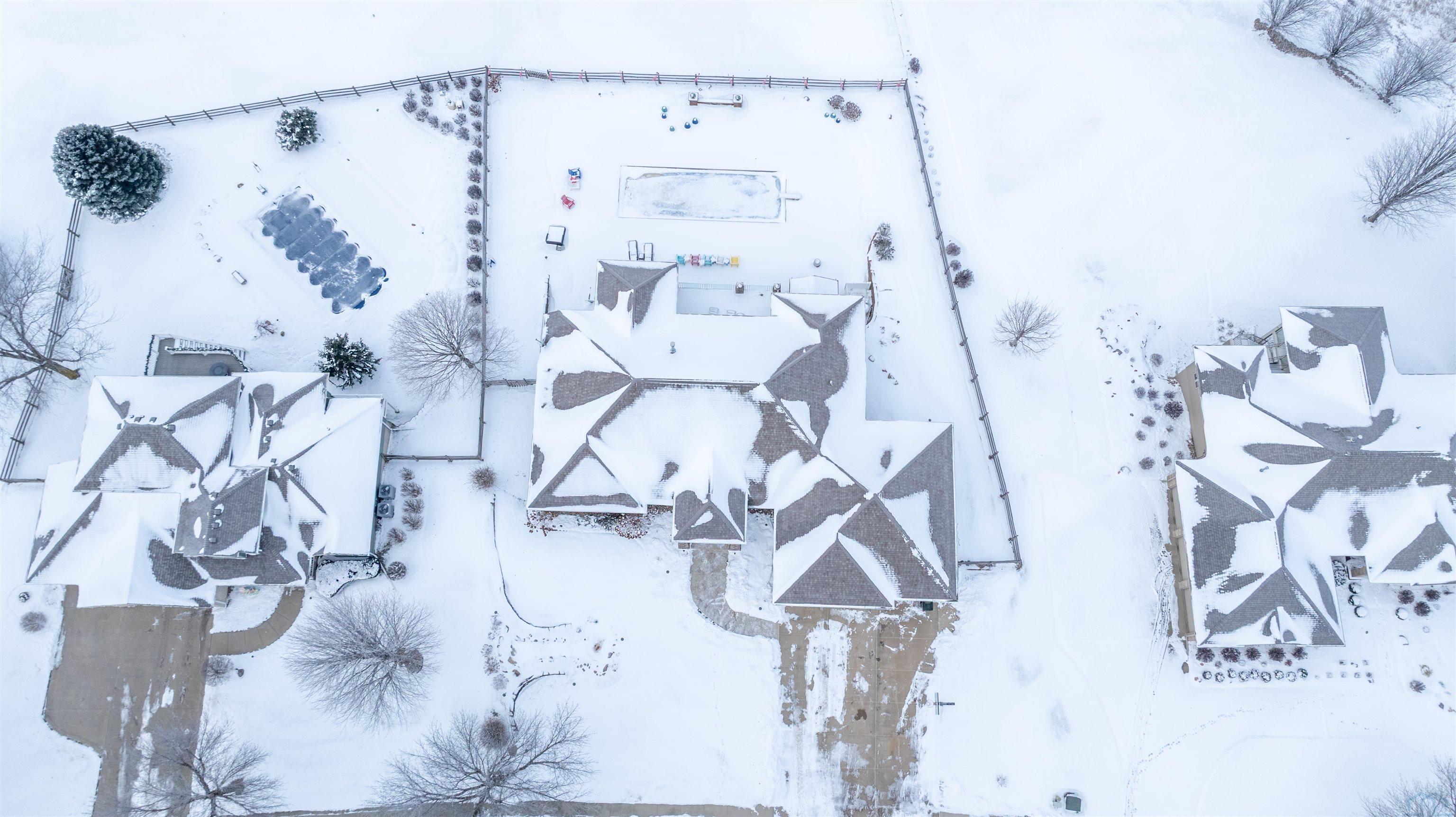 Sioux City, Iowa, 51106, United States, 5 Bedrooms Bedrooms, ,4 BathroomsBathrooms,Residential,For Sale,2002459