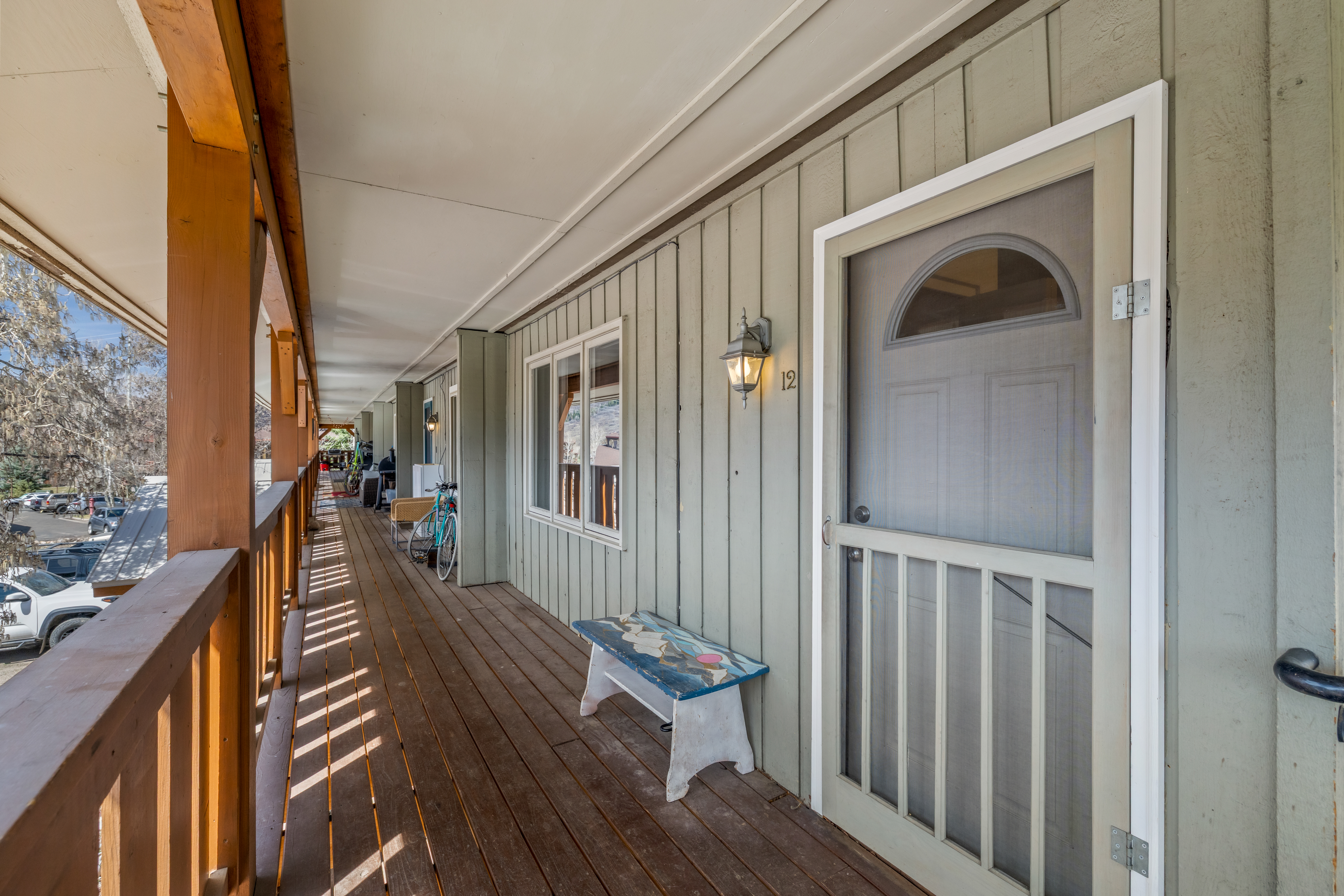  Rare Top-Floor Condo at Chaparral Terraces - 物件實景