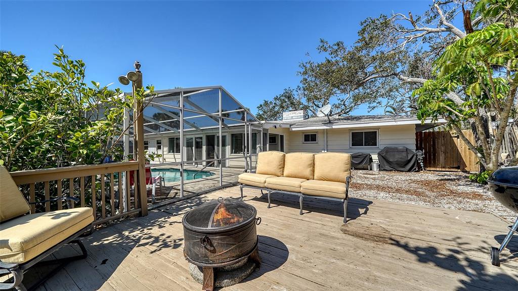 Sarasota, Florida, 34242, United States, 4 Bedrooms Bedrooms, ,3 BathroomsBathrooms,Residential,For Sale,1885427