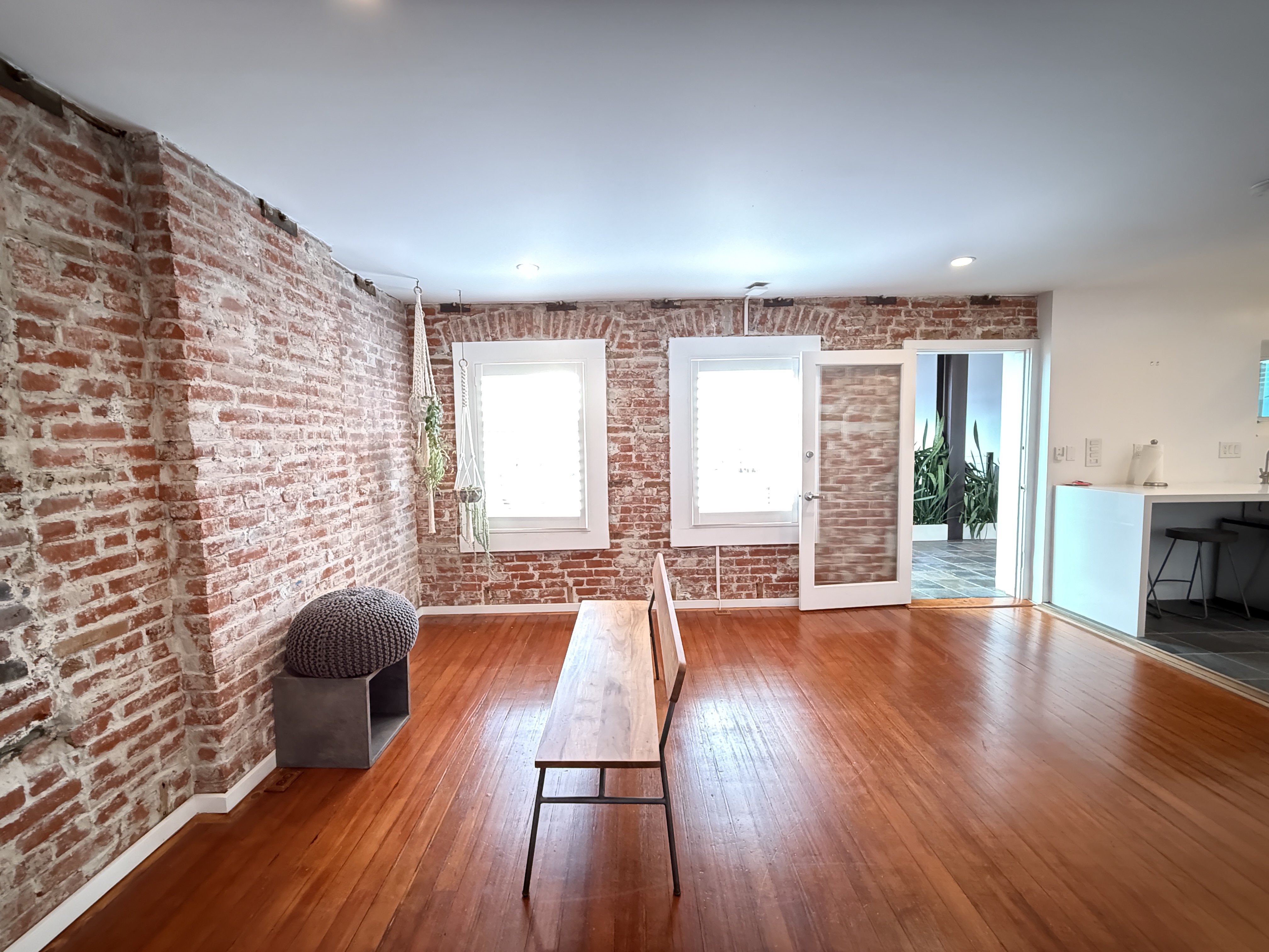 Venice, California, 90291, United States, 2 Bedrooms Bedrooms, ,2 BathroomsBathrooms,Residential,For Sale,1989635