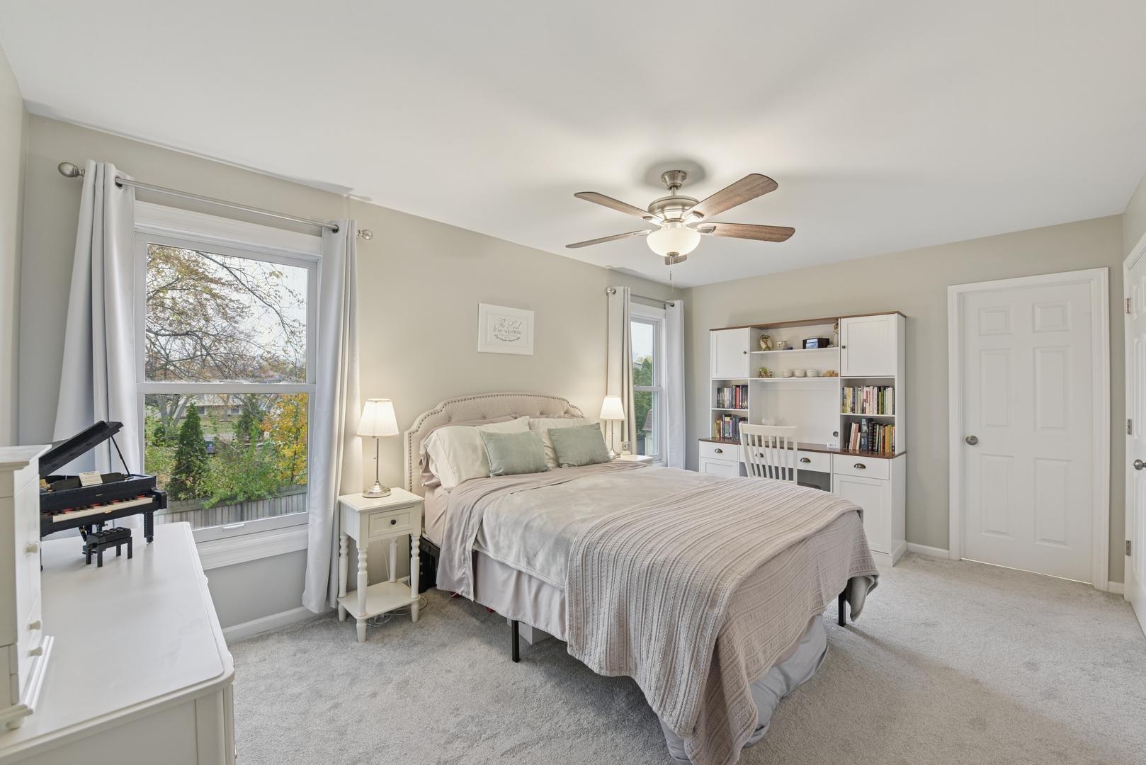 Bloomingdale, Illinois, 60108, United States, 4 Bedrooms Bedrooms, ,3 BathroomsBathrooms,Residential,For Sale,2000593