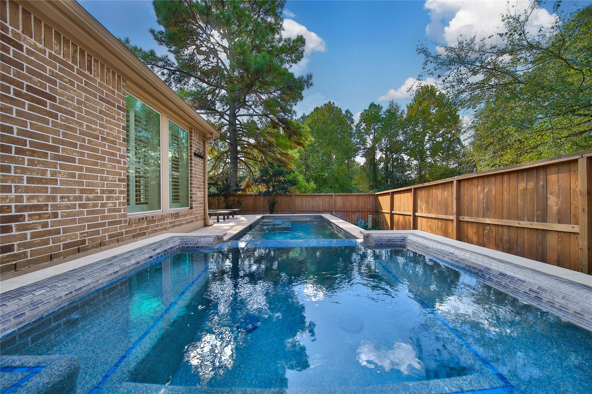 Montgomery, Texas, 77316, United States, 3 Bedrooms Bedrooms, ,3 BathroomsBathrooms,Residential,For Sale,1992455