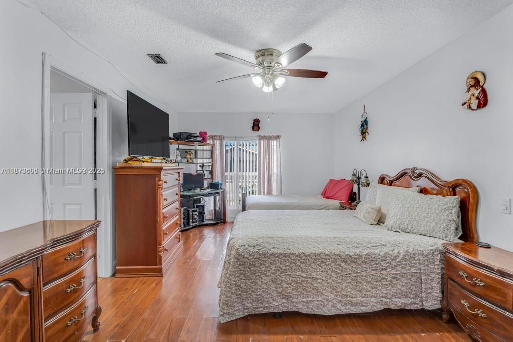 Homestead, Florida, 33032, United States, 5 Bedrooms Bedrooms, ,3 BathroomsBathrooms,Residential,For Sale,1941894