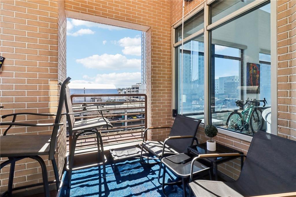 Atlanta, Georgia, 30363, United States, 3 Bedrooms Bedrooms, ,3 BathroomsBathrooms,Residential,For Sale,1919749