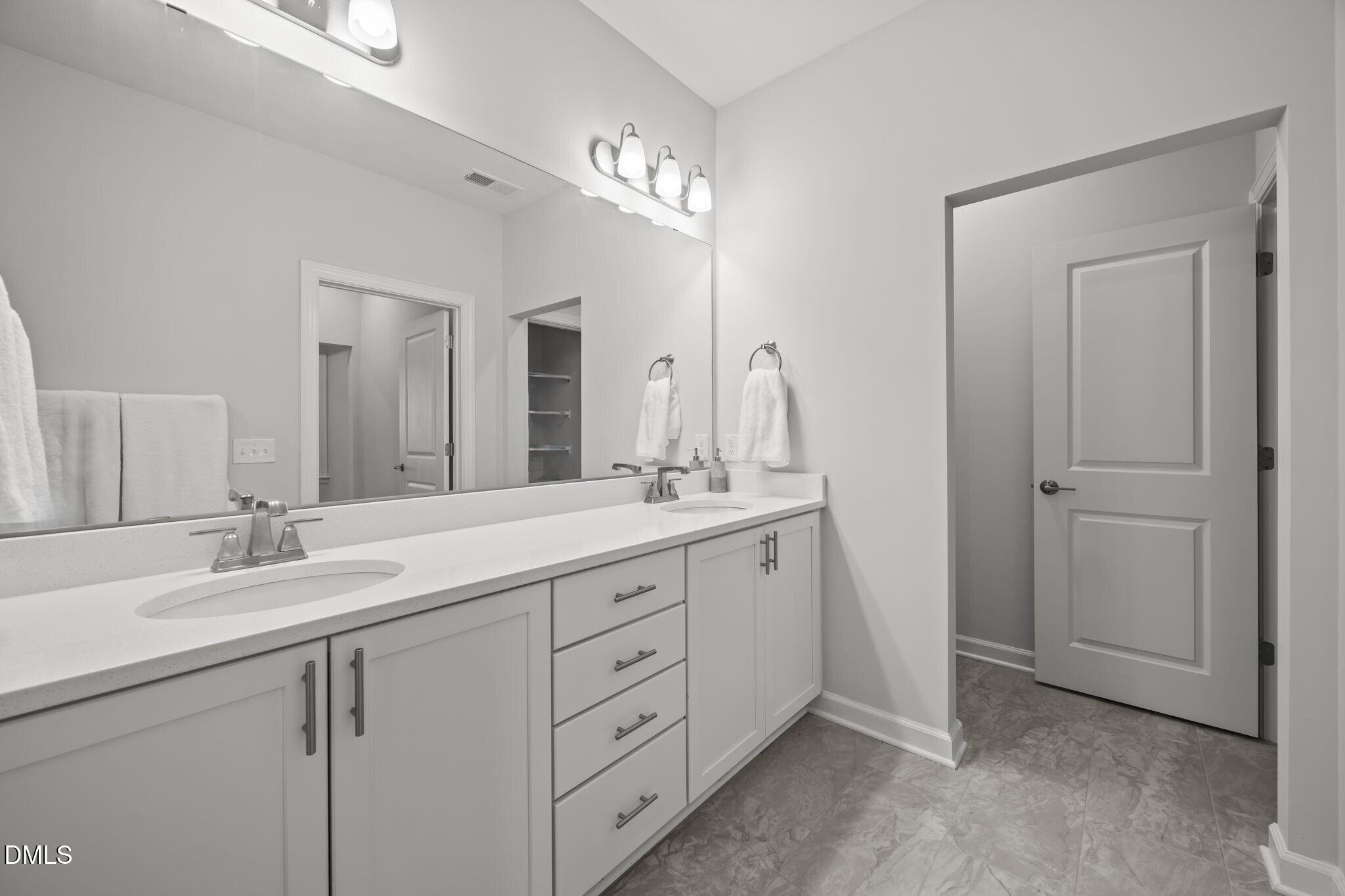 Cary, North Carolina, 27518, United States, 2 Bedrooms Bedrooms, ,2 BathroomsBathrooms,Residential,For Sale,1988314