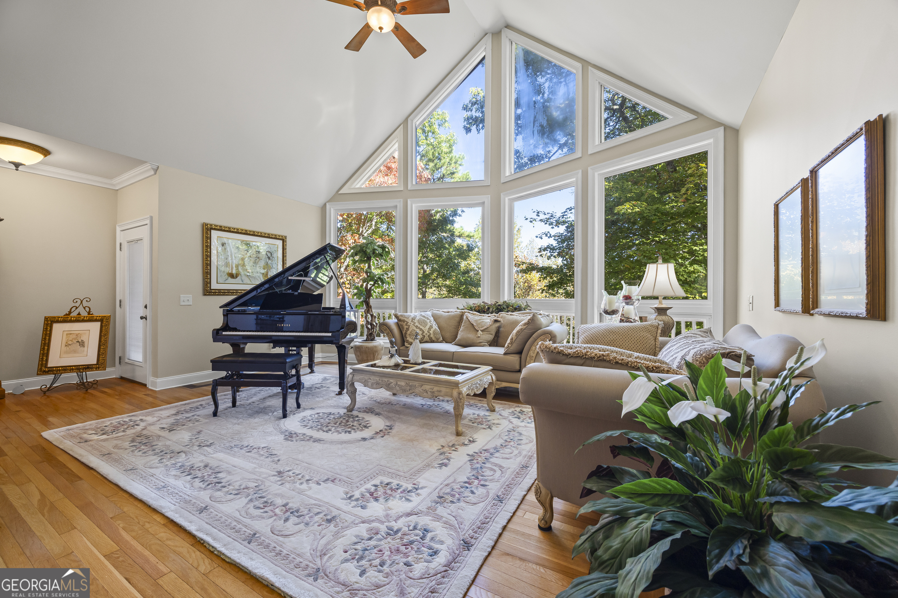 Helen, Georgia, 30545, United States, 3 Bedrooms Bedrooms, ,3 BathroomsBathrooms,Residential,For Sale,1983913