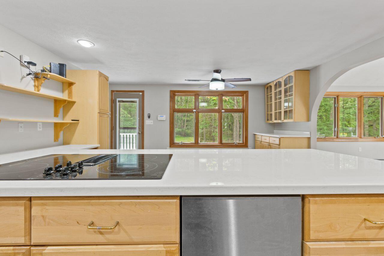 Biddeford, Maine, 04005, United States, 3 Bedrooms Bedrooms, ,2 BathroomsBathrooms,Residential,For Sale,1903866