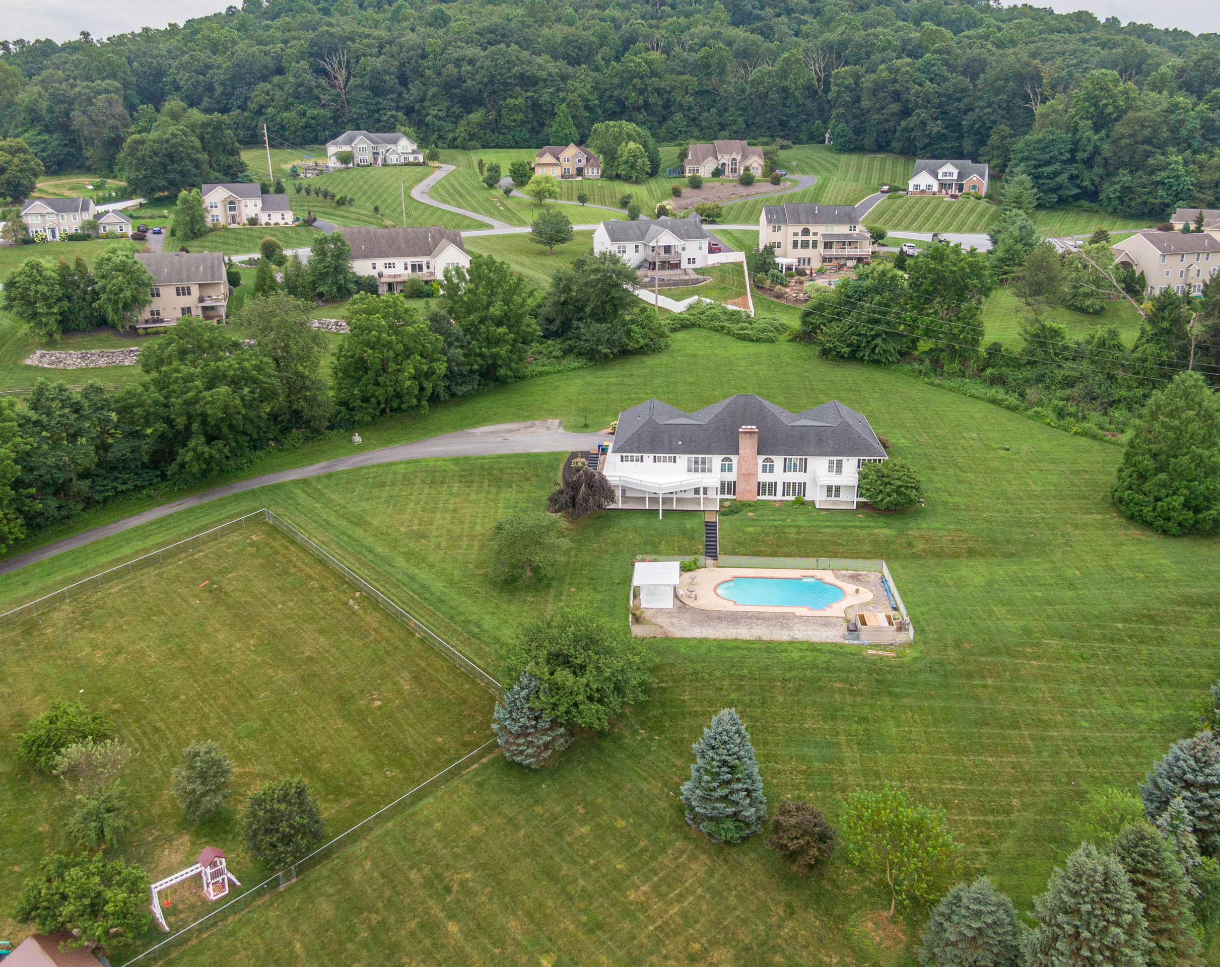 Sinking Spring, Pennsylvania, 19608, United States, 5 Bedrooms Bedrooms, ,5 BathroomsBathrooms,Residential,For Sale,1900747