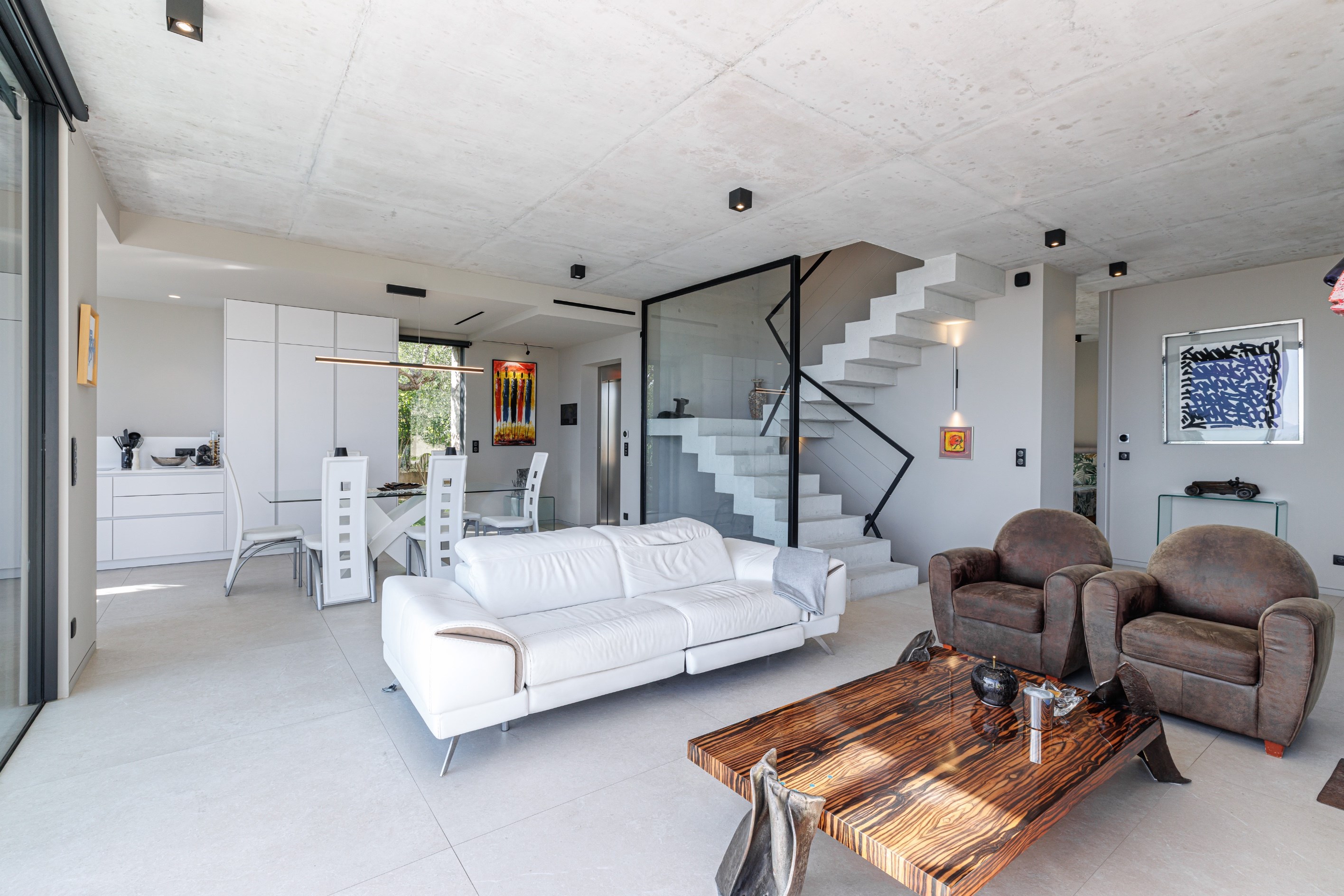  Gairaut : exceptional contemporary villa with panoramic sea views - 物件實景