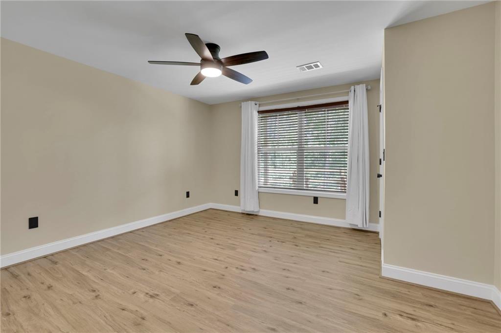 Dahlonega, Georgia, 30533, United States, 4 Bedrooms Bedrooms, ,4 BathroomsBathrooms,Residential,For Sale,1889816