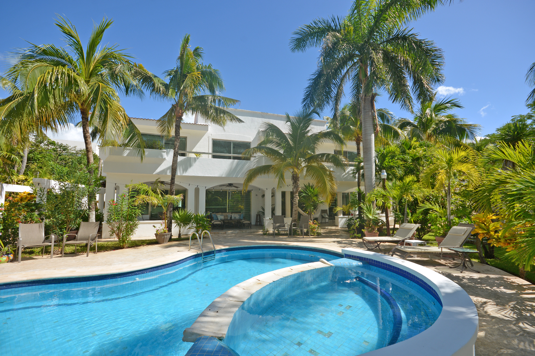  DUPLEX 6 BEDROOM HOME NEAR THE BEACH - 物件實景