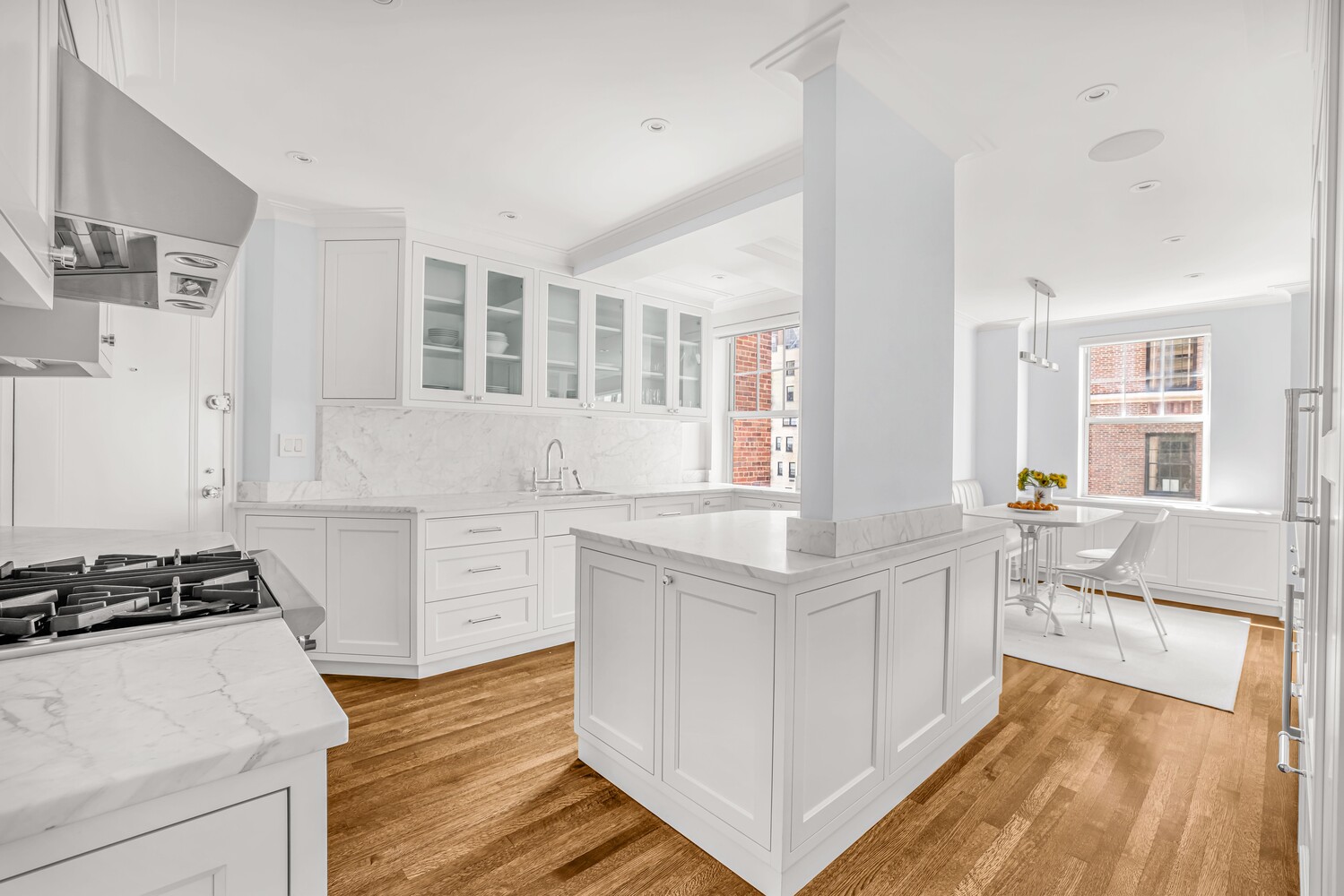 New York City, New York, 10021, United States, 3 Bedrooms Bedrooms, ,4 BathroomsBathrooms,Residential,For Sale,1942219