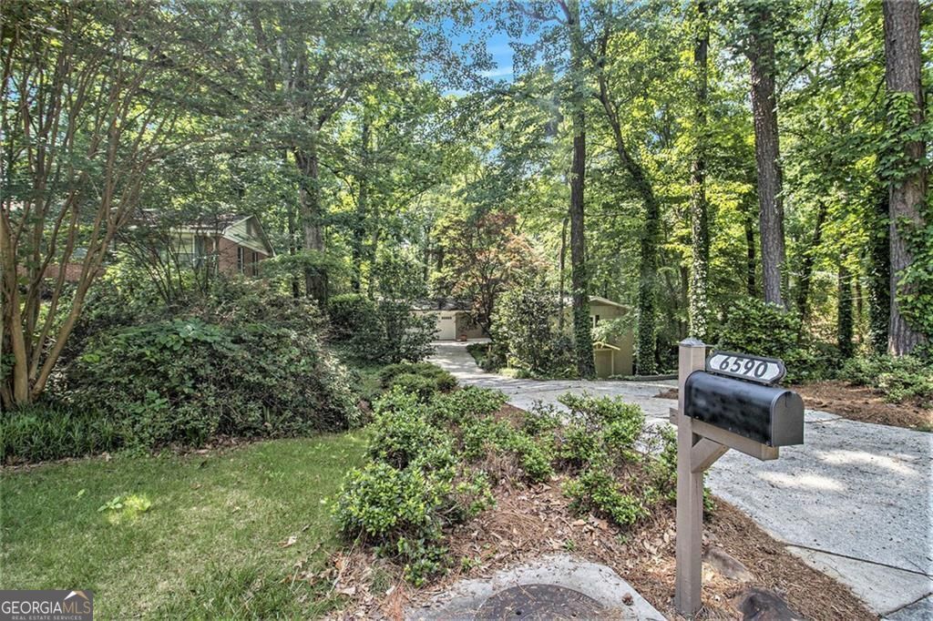 Atlanta, Georgia, 30328, United States, 4 Bedrooms Bedrooms, ,3 BathroomsBathrooms,Residential,For Sale,1858983