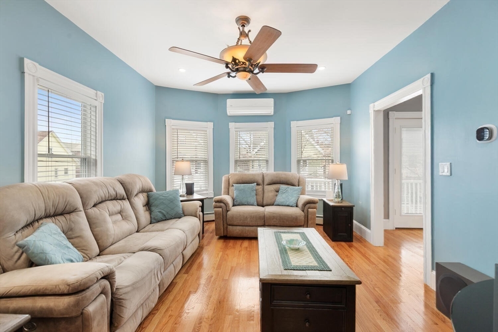 Malden, Massachusetts, 02148, United States, 5 Bedrooms Bedrooms, ,3 BathroomsBathrooms,Residential,For Sale,2033163