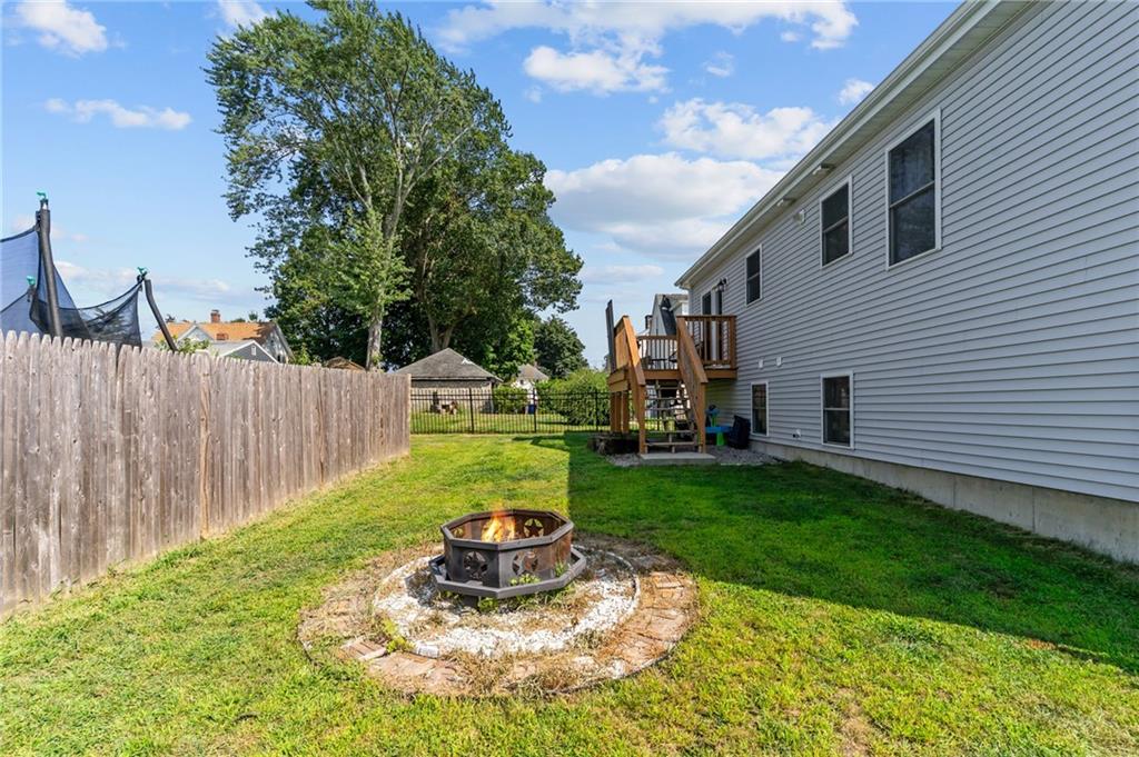 Cranston, Rhode Island, 02910, United States, 3 Bedrooms Bedrooms, ,3 BathroomsBathrooms,Residential,For Sale,1915562