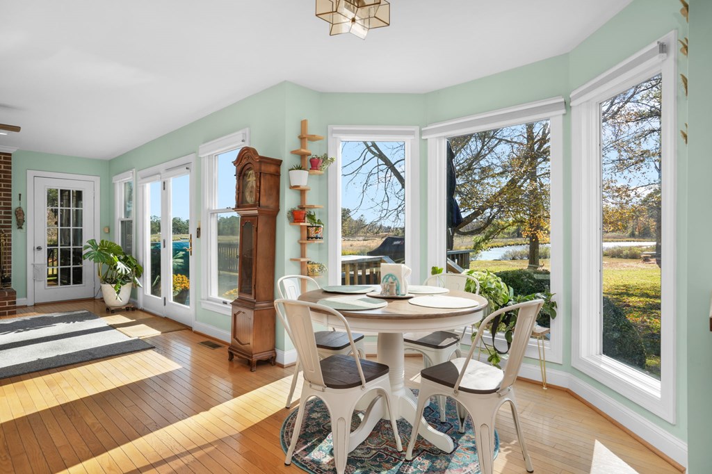 Onancok, Virginia, 23417, United States, 3 Bedrooms Bedrooms, ,3 BathroomsBathrooms,Residential,For Sale,1992886